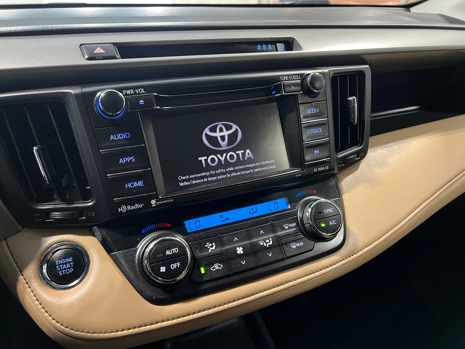 Thumbnail: 2018 Toyota RAV4 - 4
