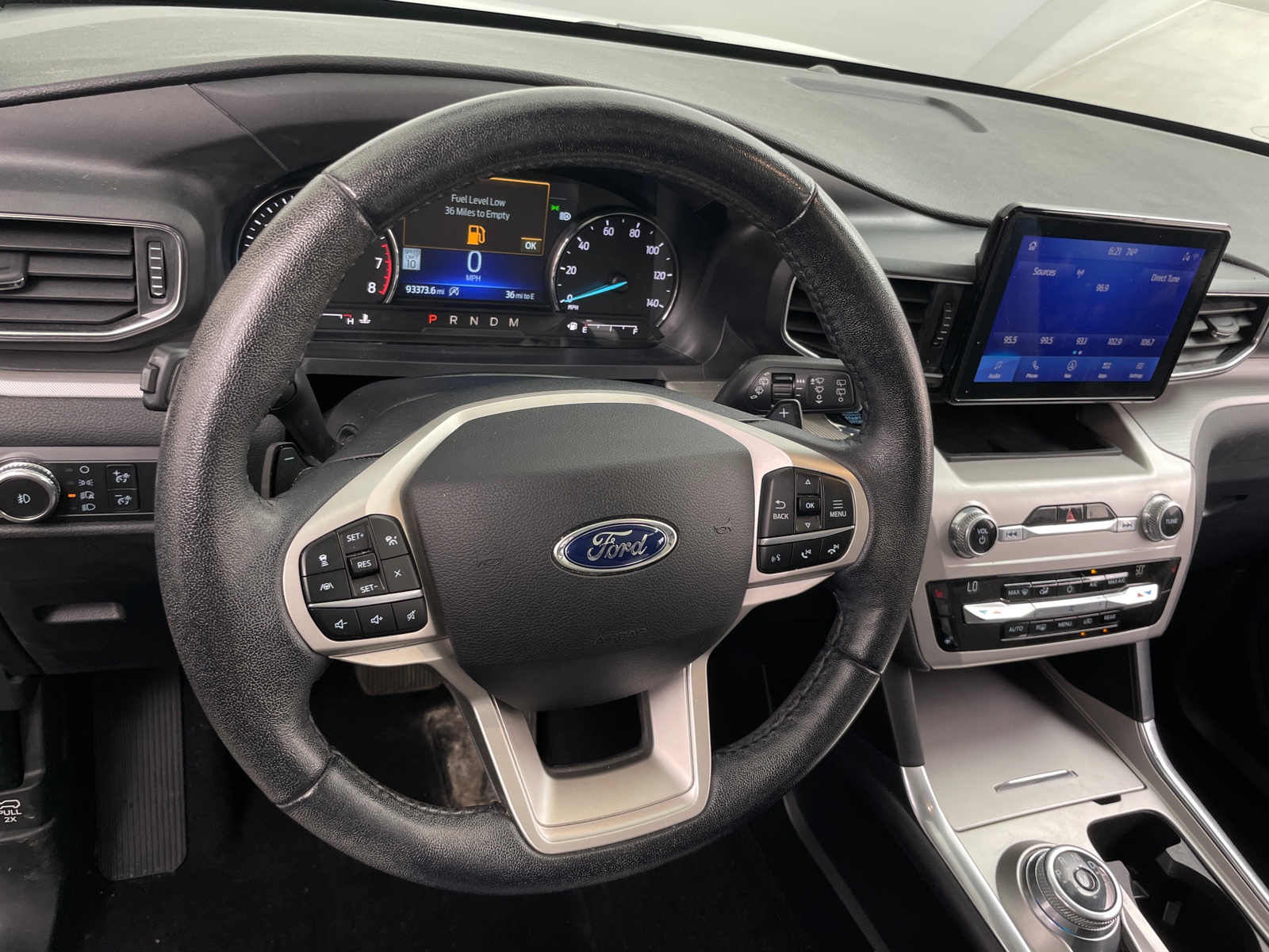 Thumbnail: 2021 Ford Explorer - 4