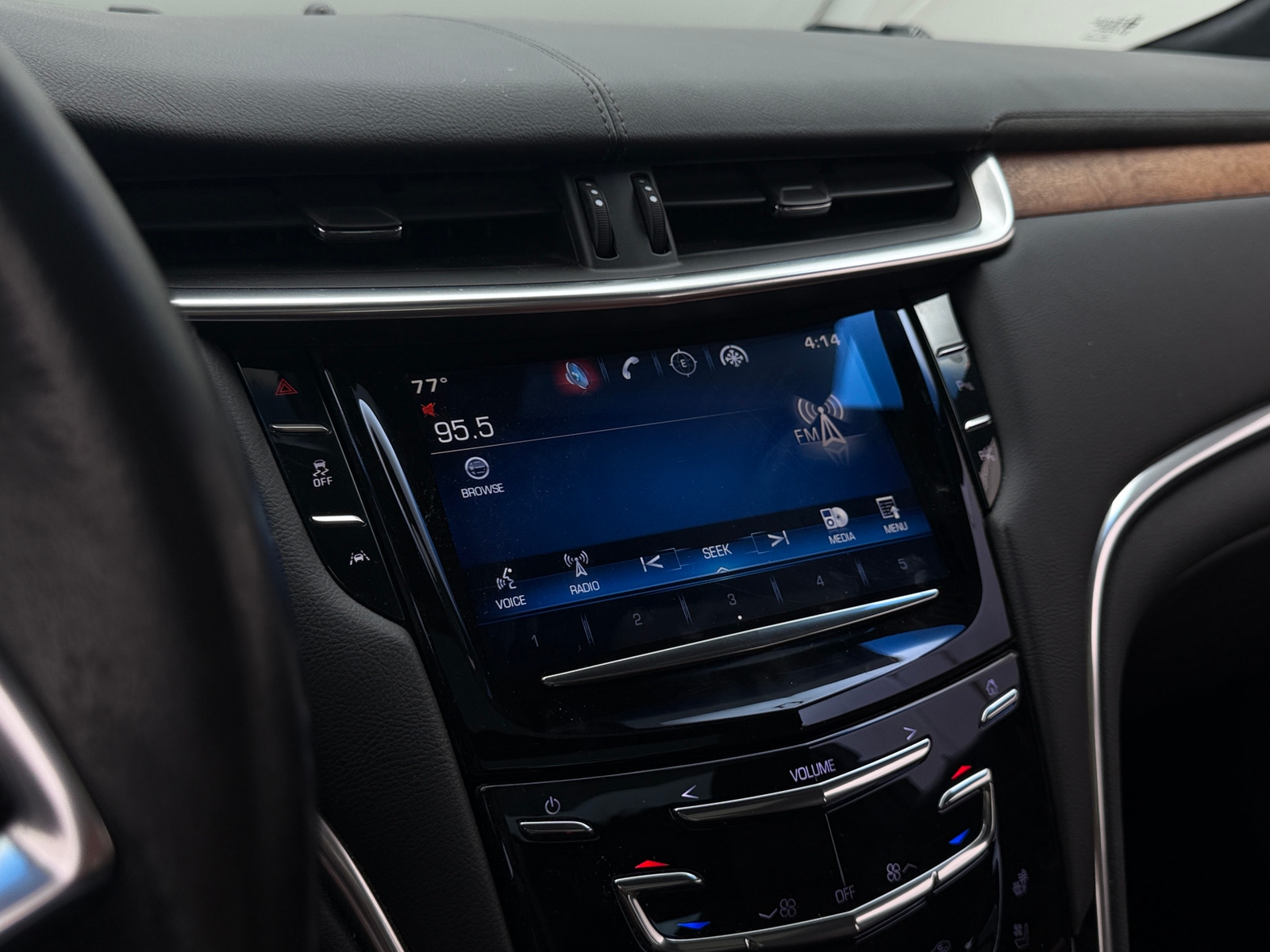 Thumbnail: 2015 Cadillac XTS - 3