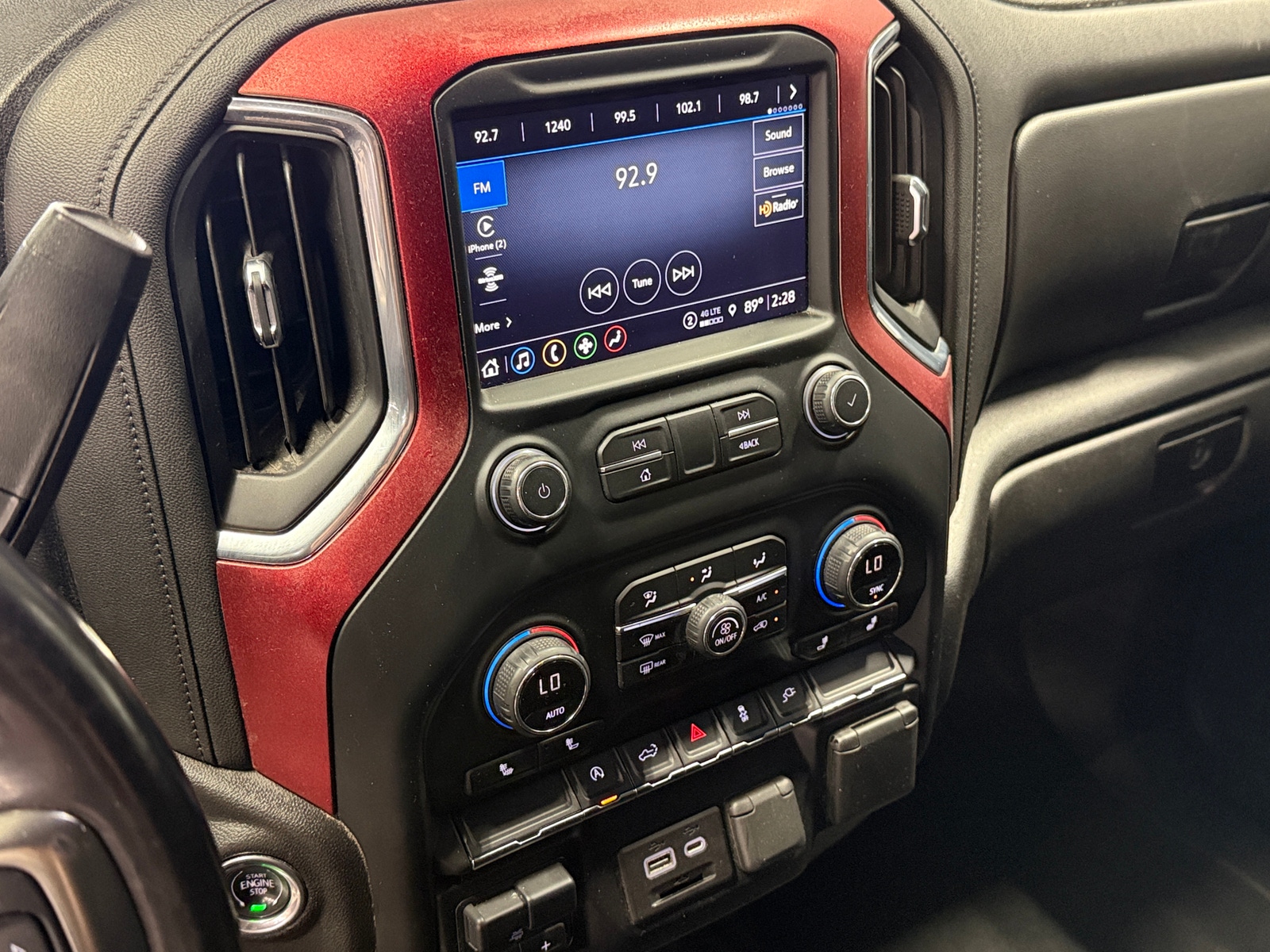 Thumbnail: 2021 Chevrolet Silverado 1500 - 4
