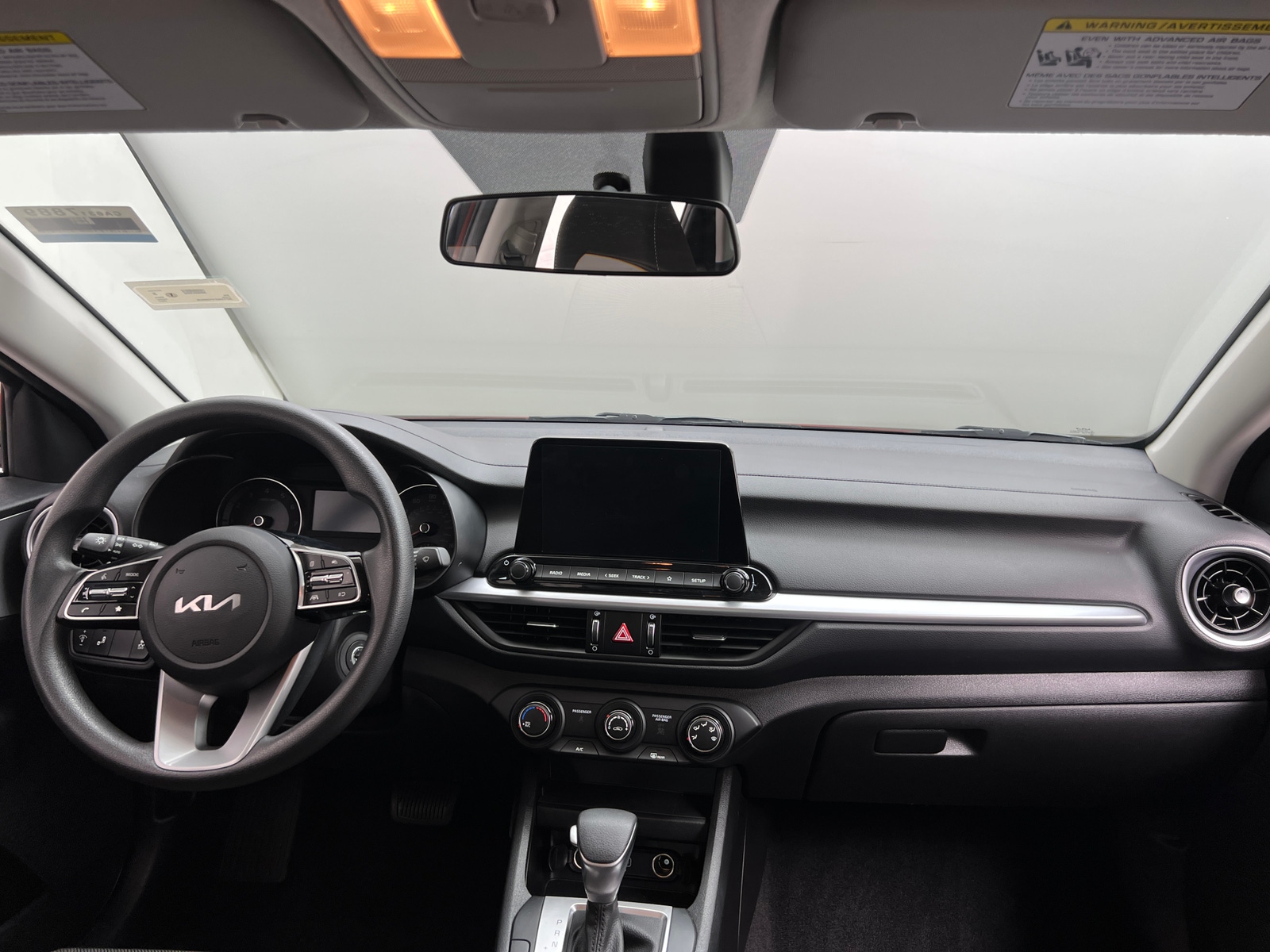 Thumbnail: 2023 Kia Forte - 3