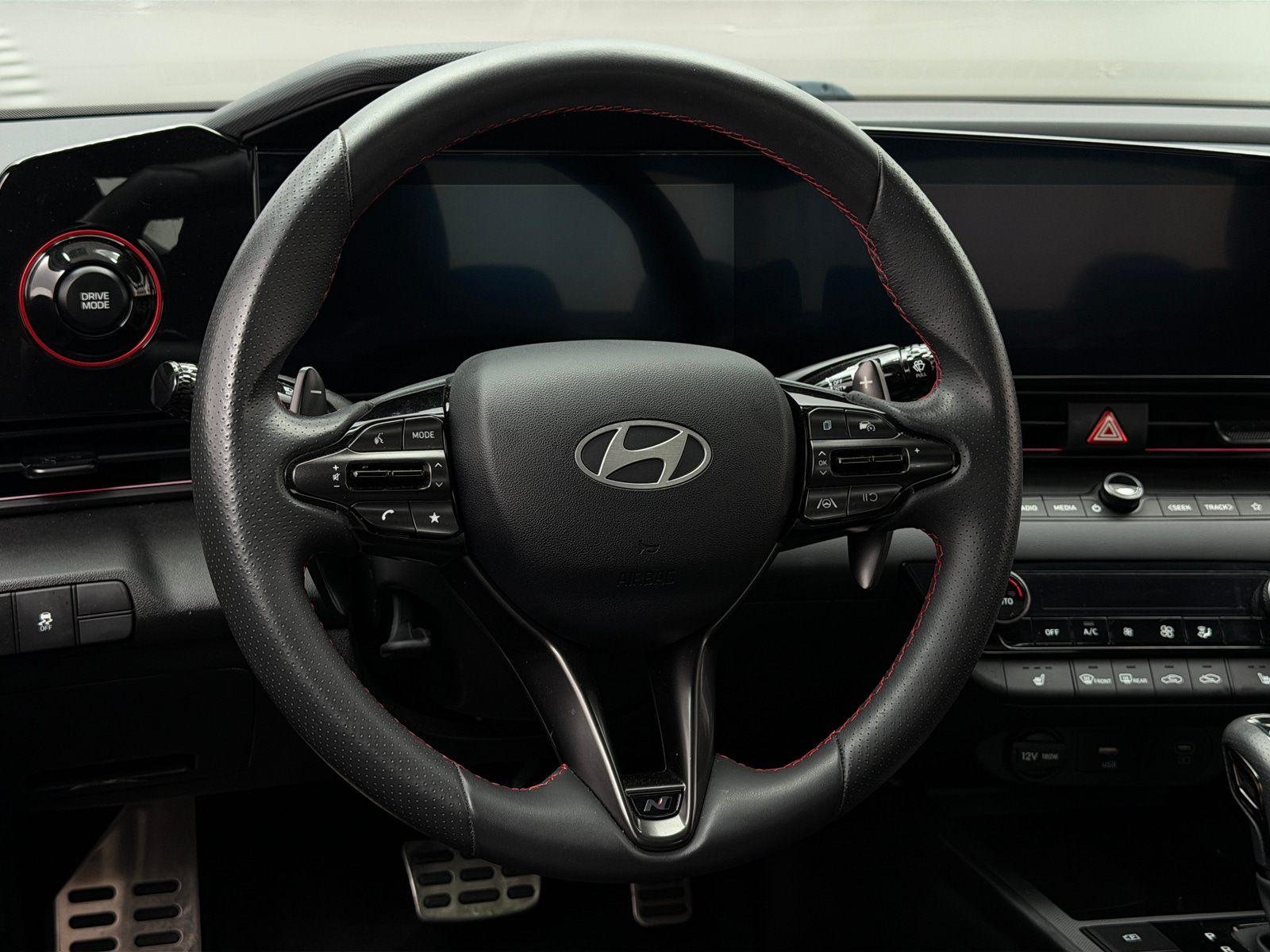 Thumbnail: 2025 Hyundai Elantra - 4