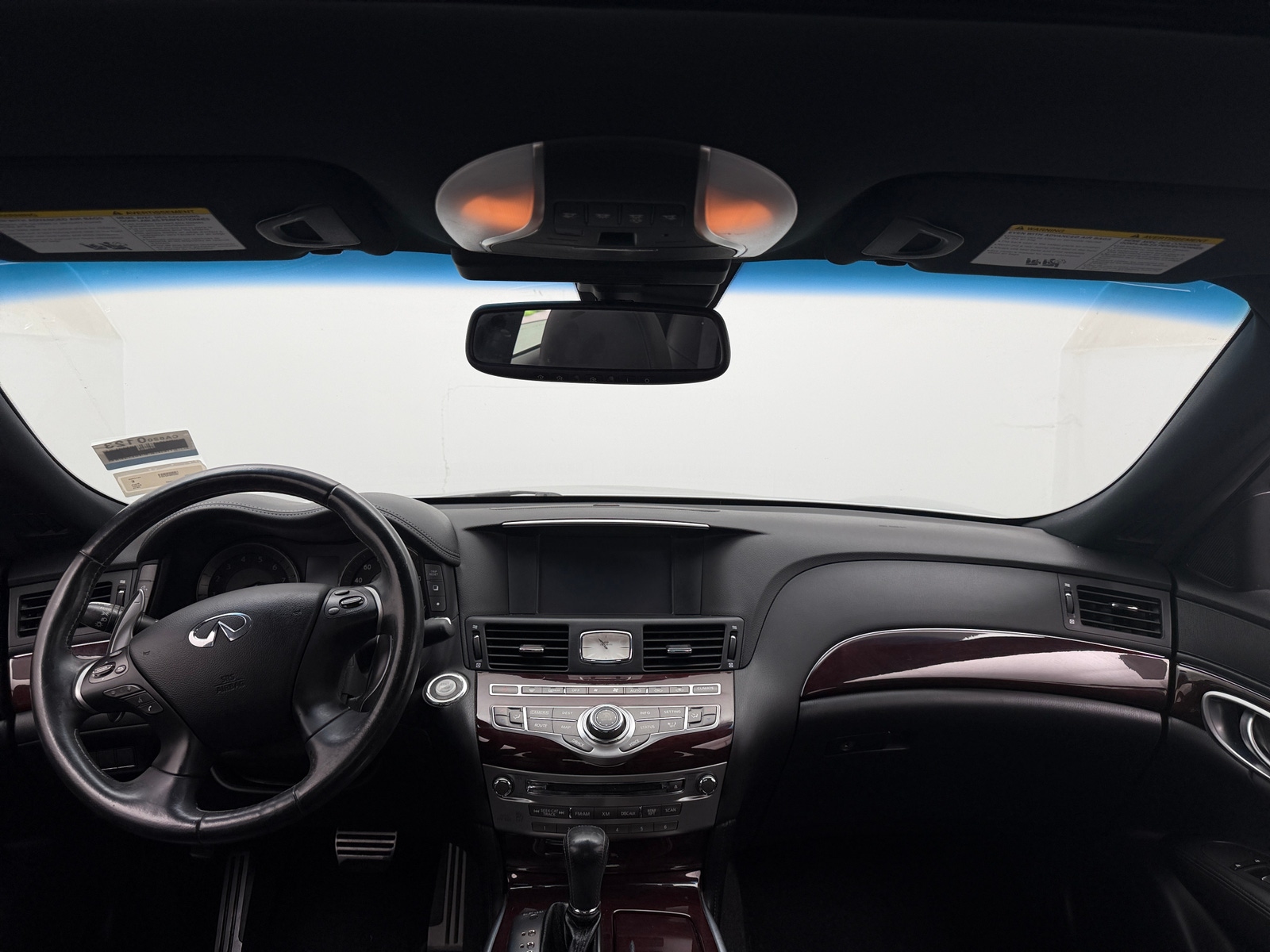 Thumbnail: 2015 INFINITI Q70 - 2