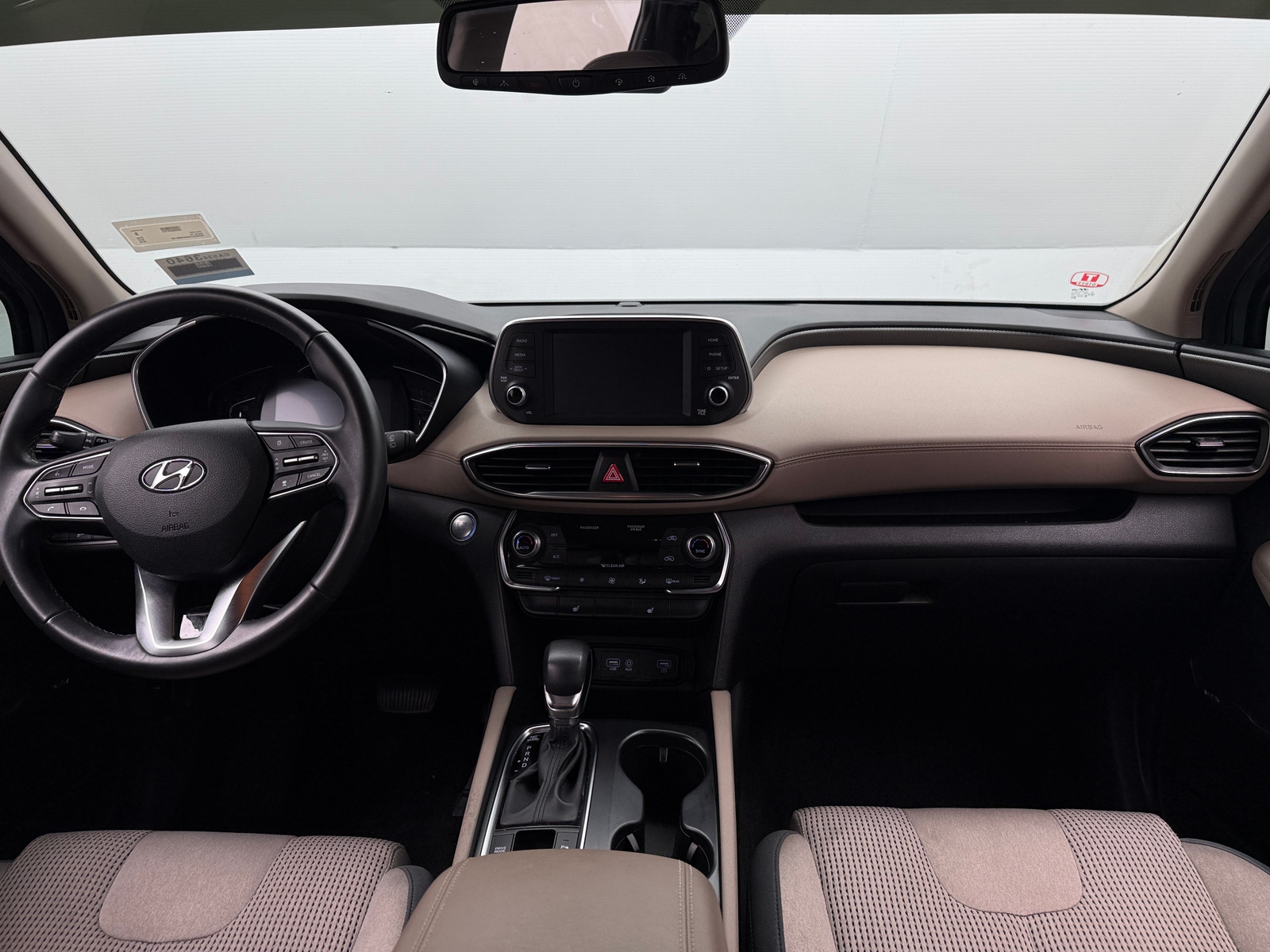 Thumbnail: 2019 Hyundai Santa Fe - 3