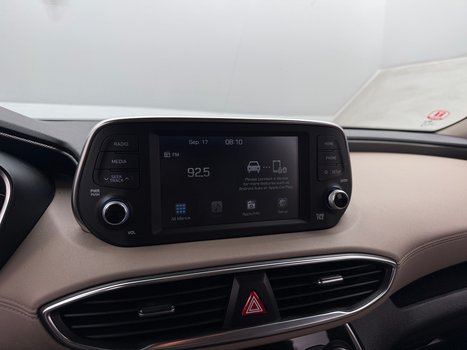 Thumbnail: 2019 Hyundai Santa Fe - 4