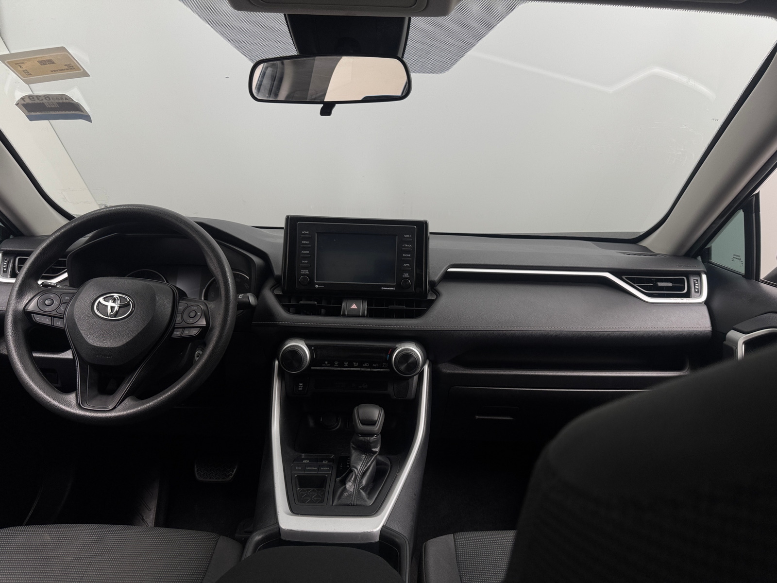 Thumbnail: 2021 Toyota RAV4 - 3
