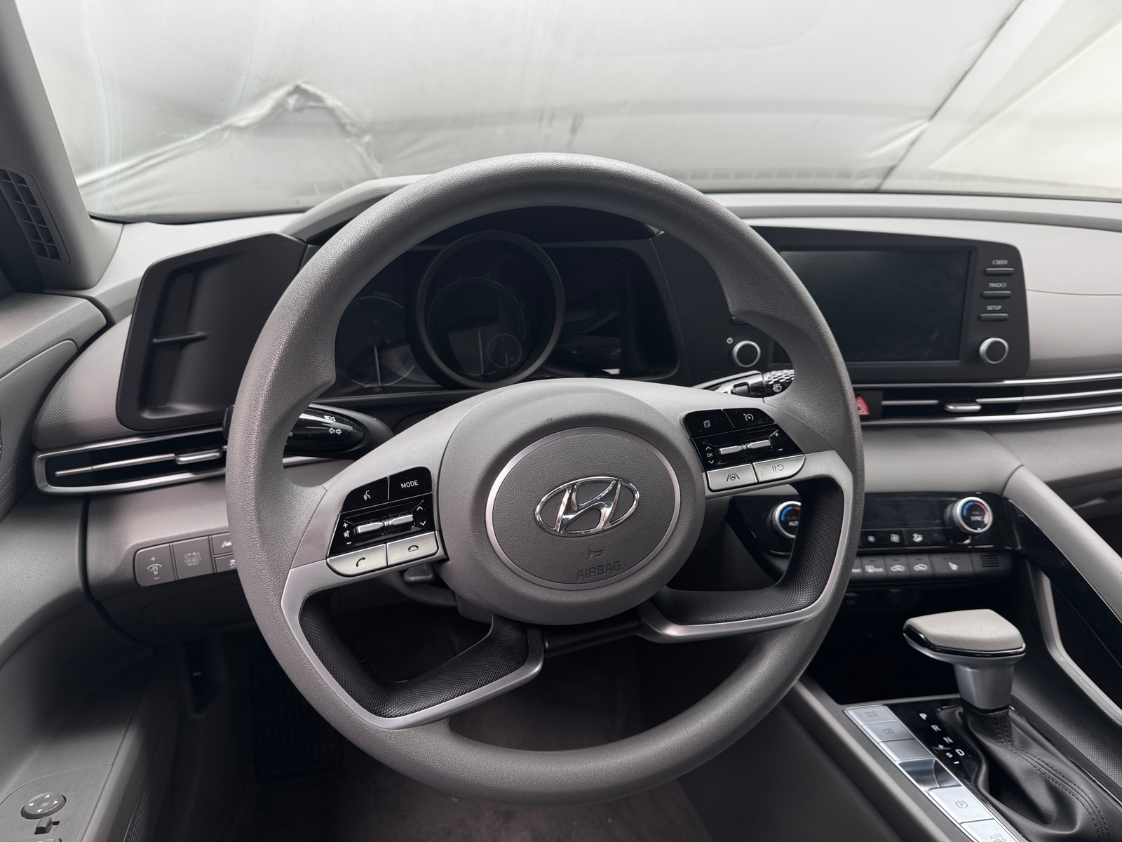 Thumbnail: 2023 Hyundai Elantra - 5