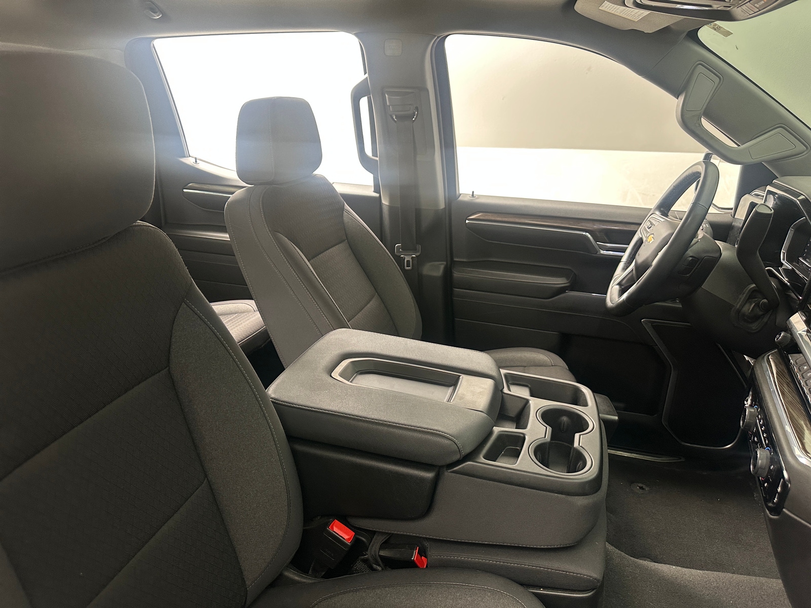 Thumbnail: 2024 Chevrolet Silverado 1500 - 2