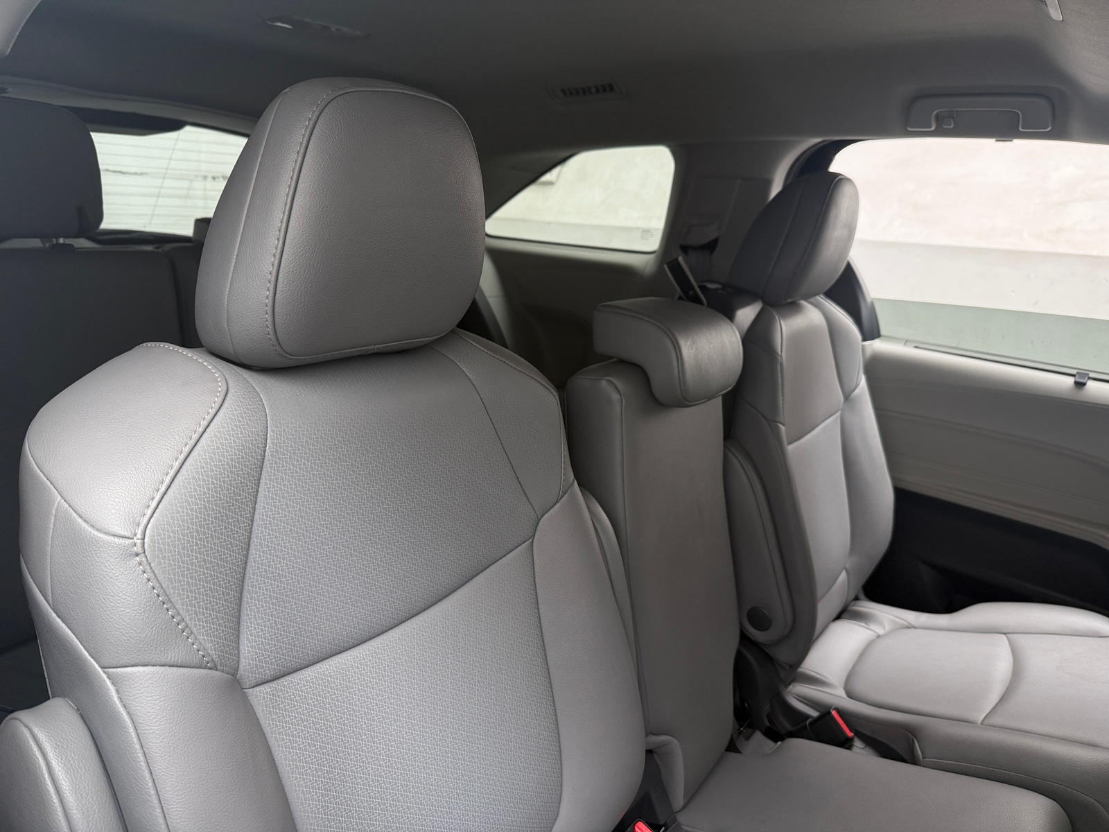 Thumbnail: 2021 Toyota Sienna - 5