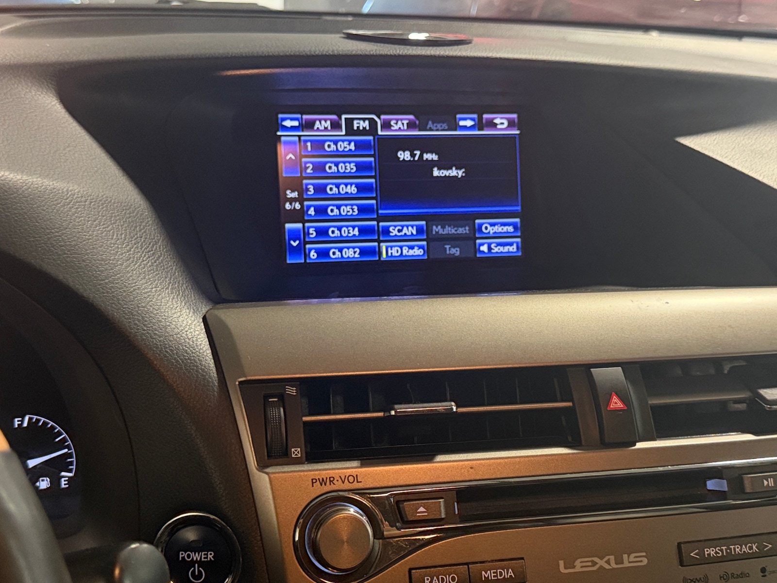 Thumbnail: 2015 Lexus RX - 3