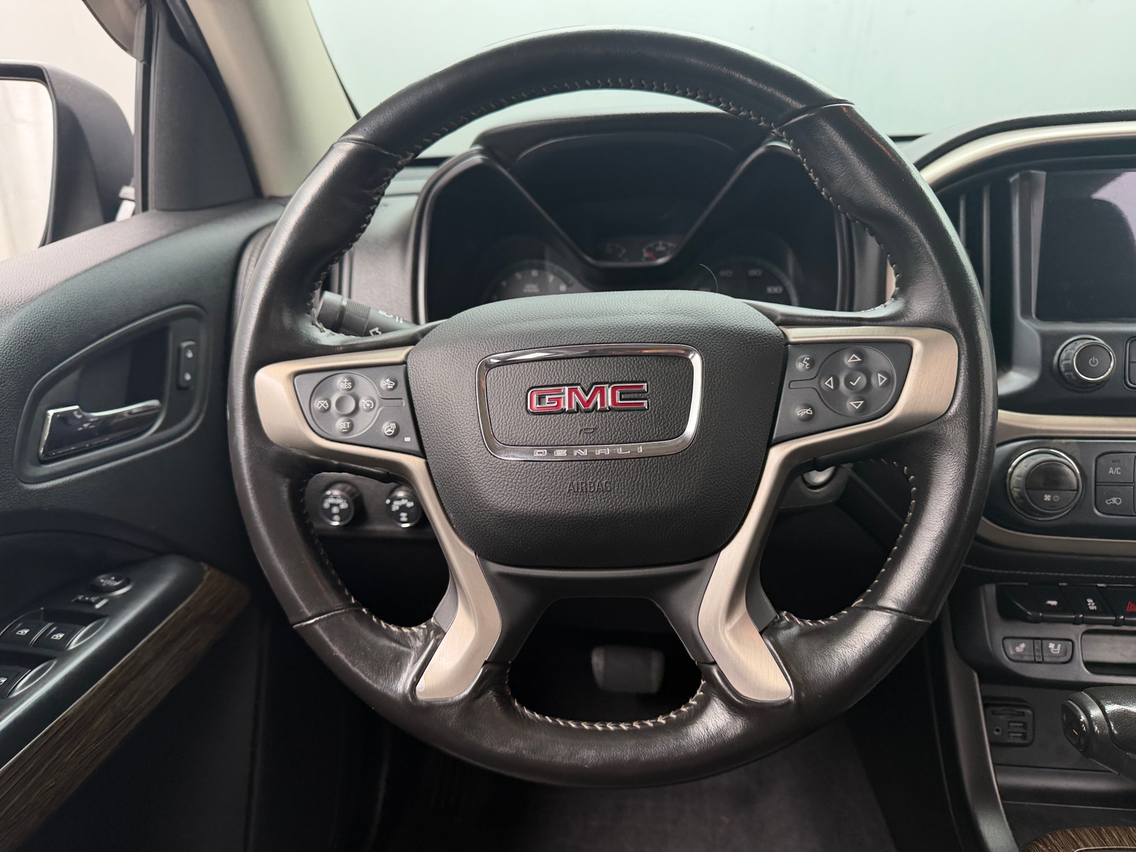 Thumbnail: 2019 GMC Canyon - 4