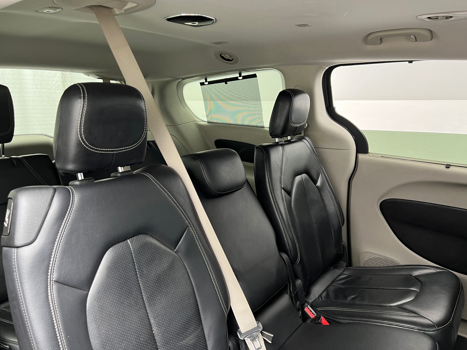 Thumbnail: 2022 Chrysler Pacifica - 5