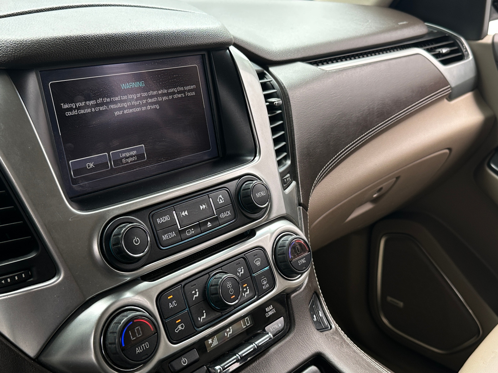 Thumbnail: 2016 Chevrolet Tahoe - 3