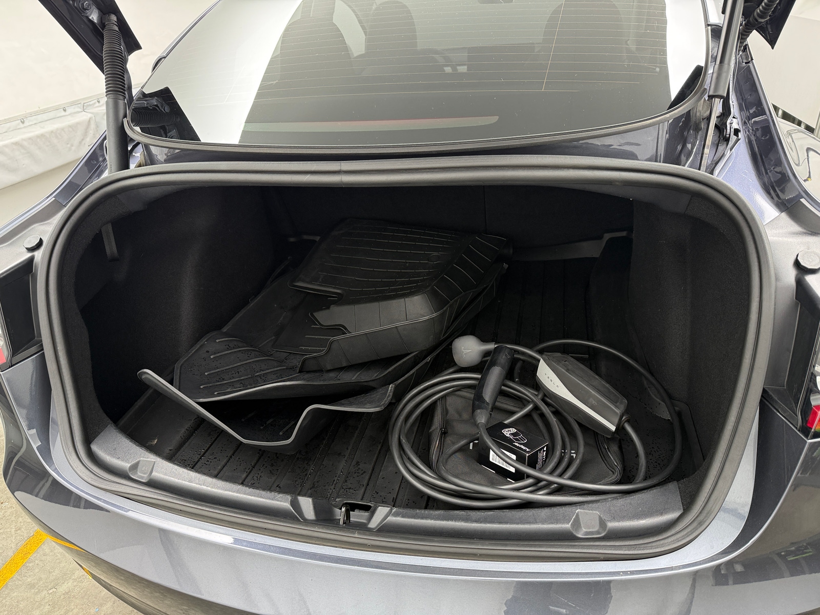 Thumbnail: 2023 Tesla Model 3 - 6