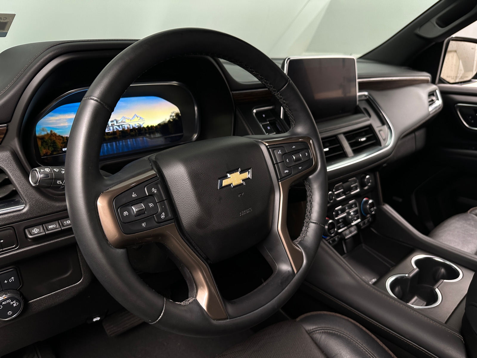 Thumbnail: 2024 Chevrolet Tahoe - 4