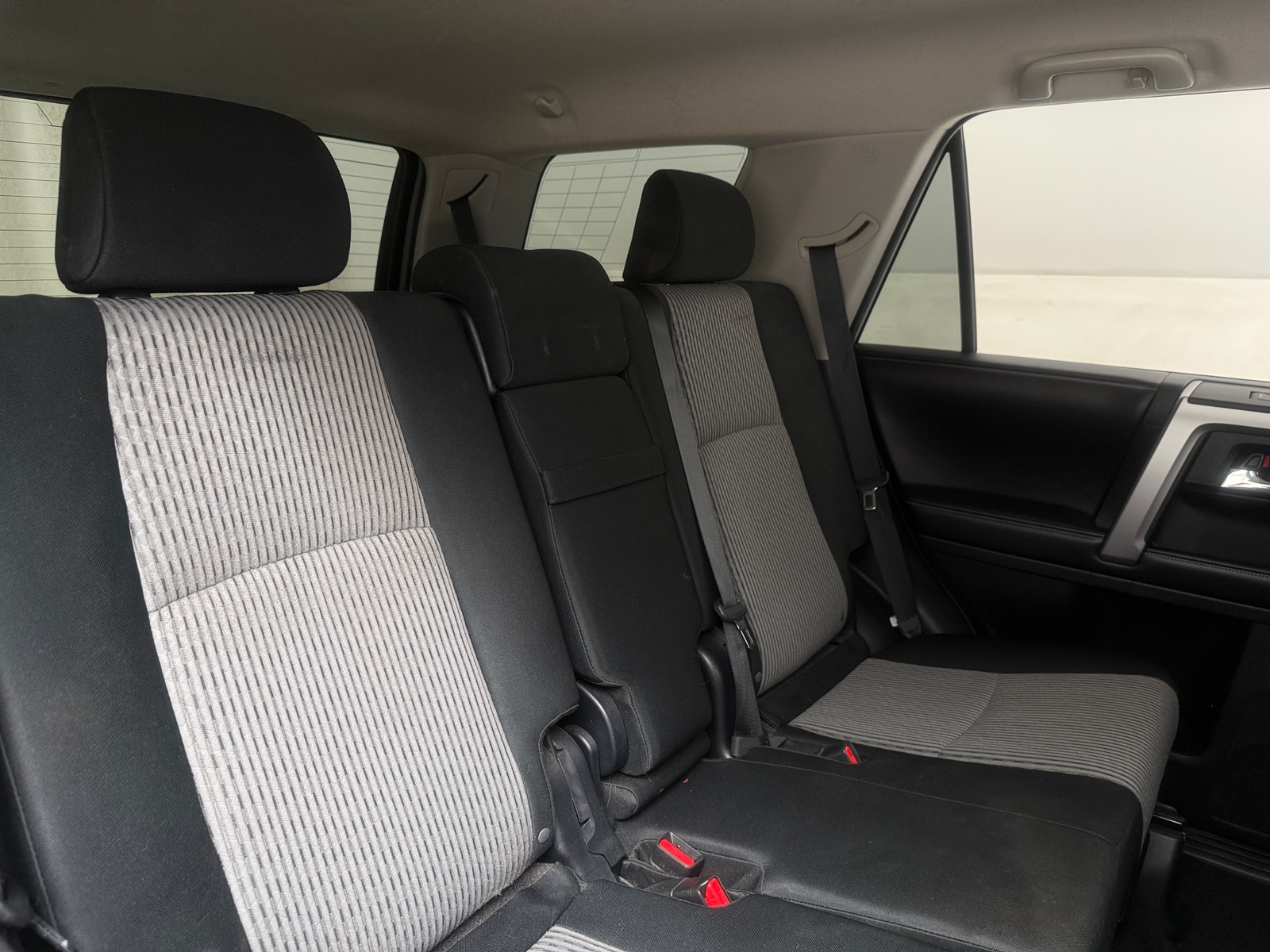 Thumbnail: 2016 Toyota 4Runner - 6