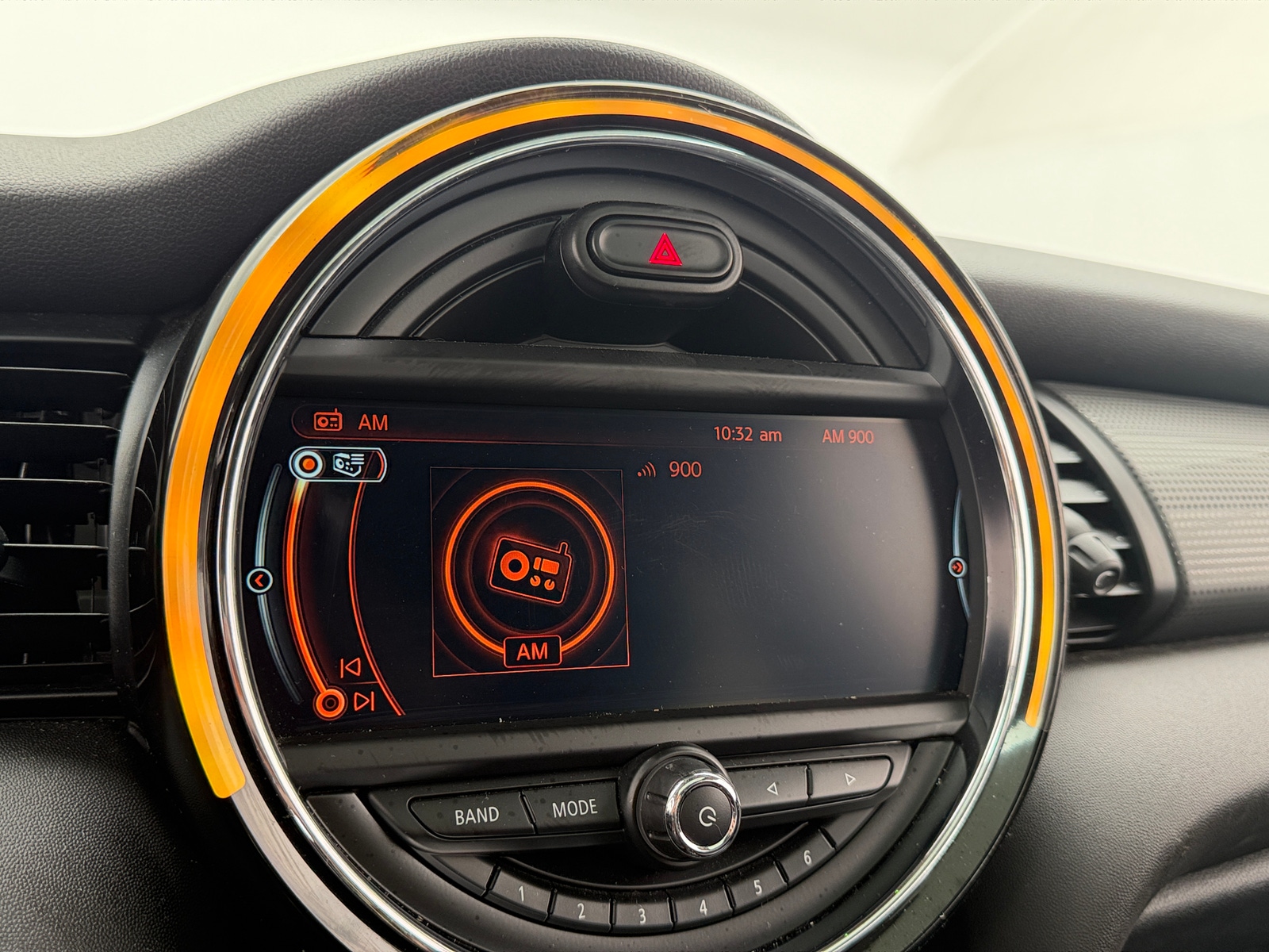 Thumbnail: 2017 MINI Cooper Hardtop - 3
