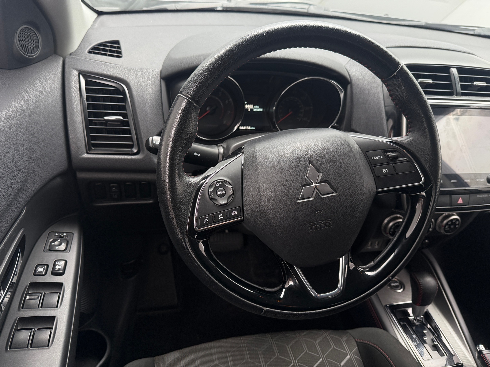 Thumbnail: 2023 Mitsubishi Outlander Sport - 5