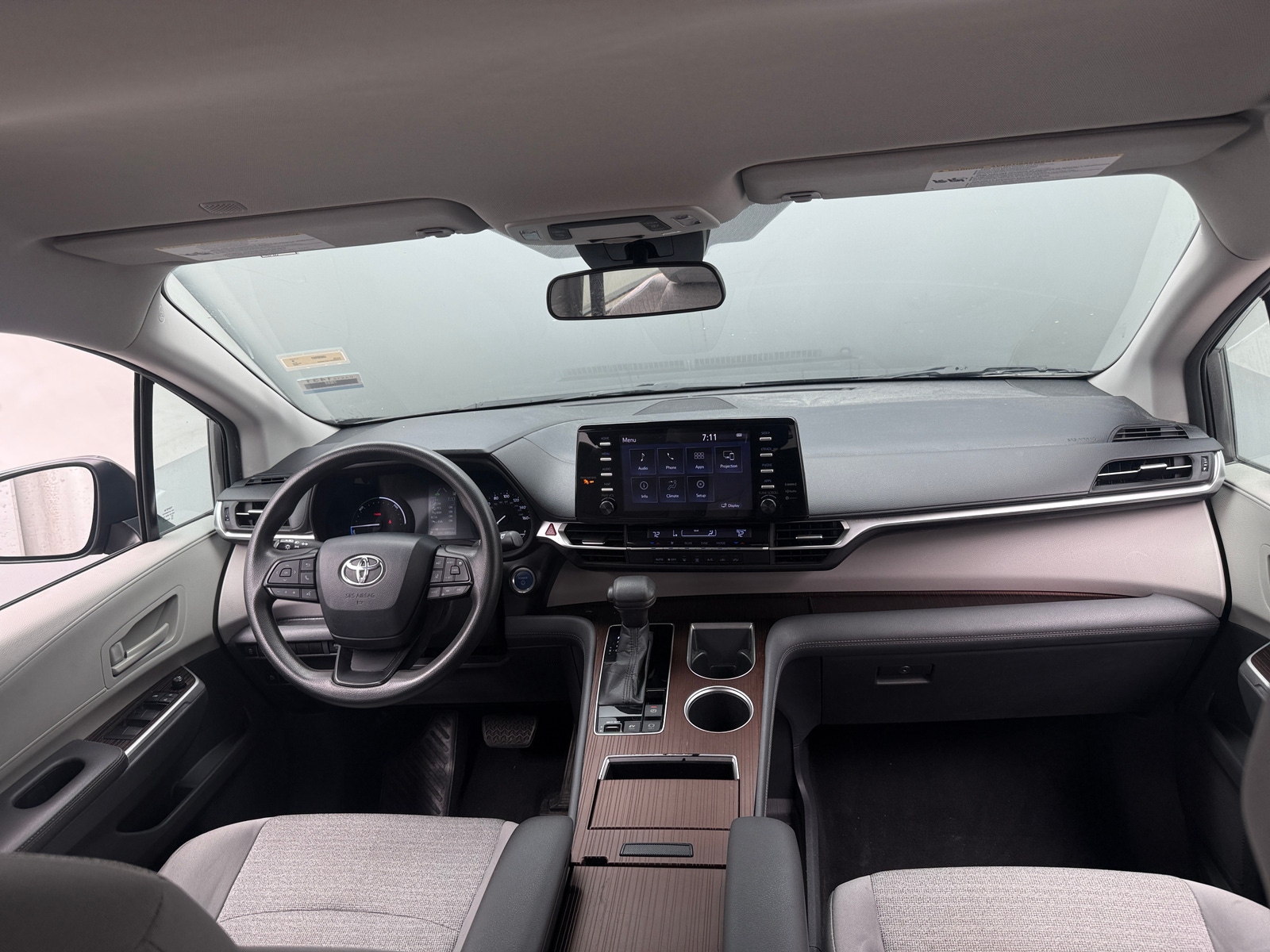 Thumbnail: 2022 Toyota Sienna - 3