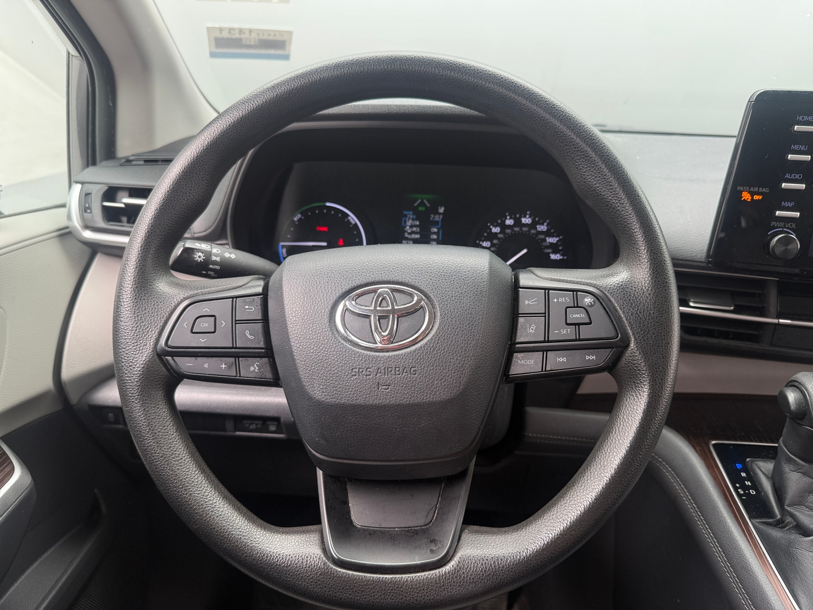 Thumbnail: 2022 Toyota Sienna - 5