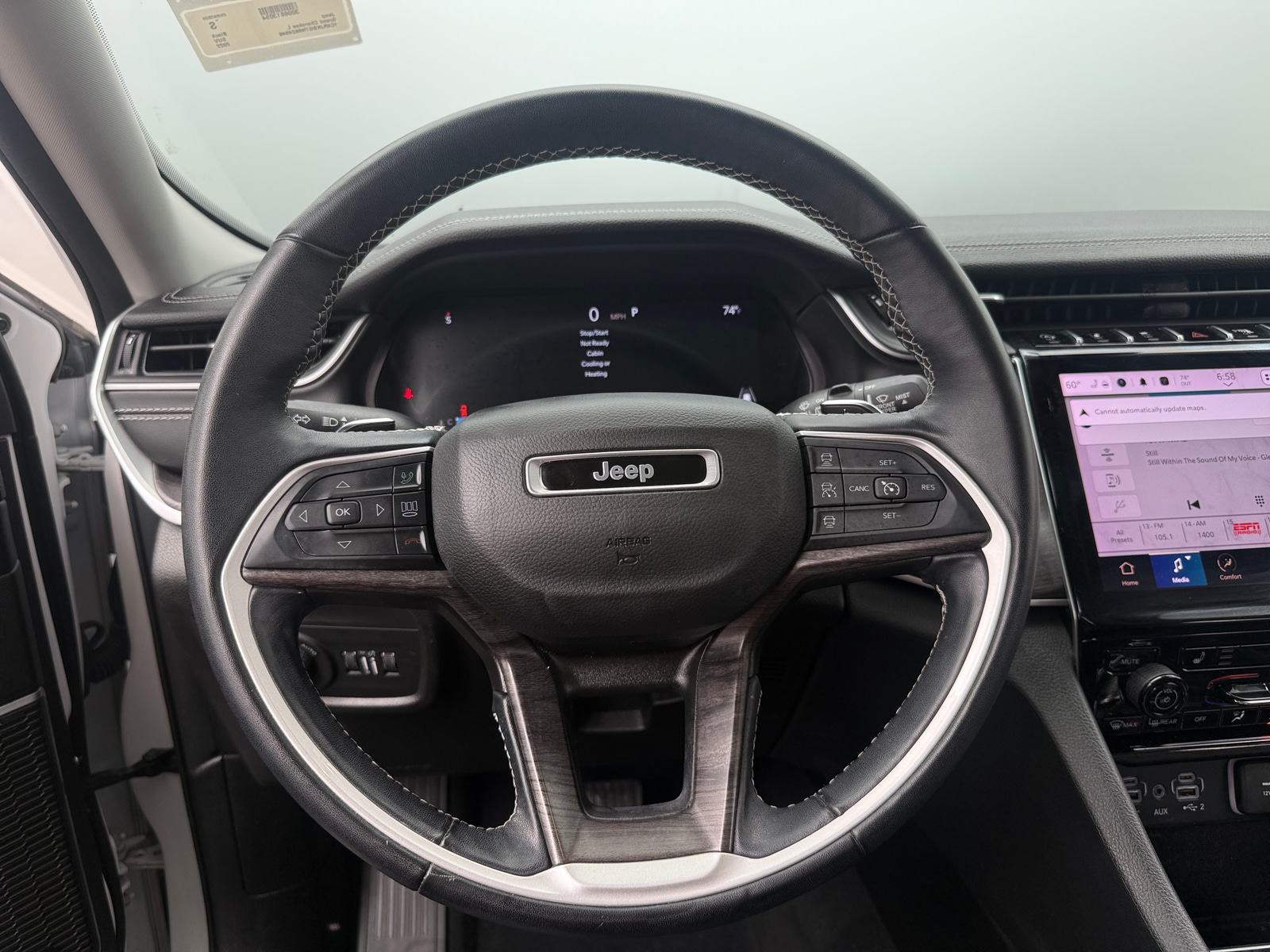 Thumbnail: 2022 Jeep Grand Cherokee L - 4