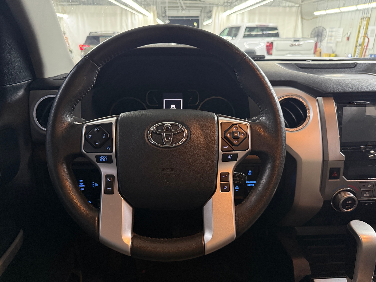 Thumbnail: 2019 Toyota Tundra - 4