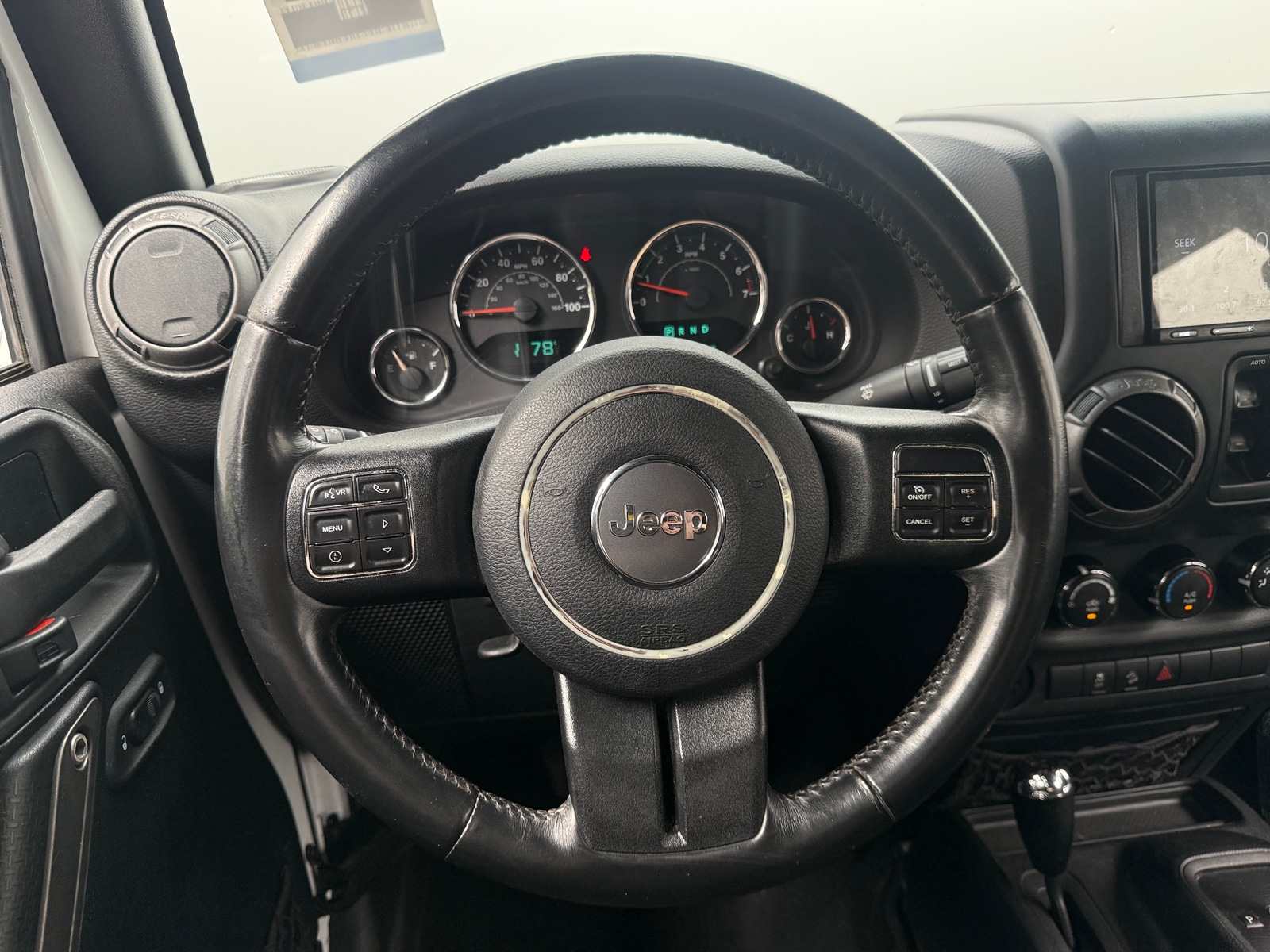 Thumbnail: 2016 Jeep Wrangler - 5