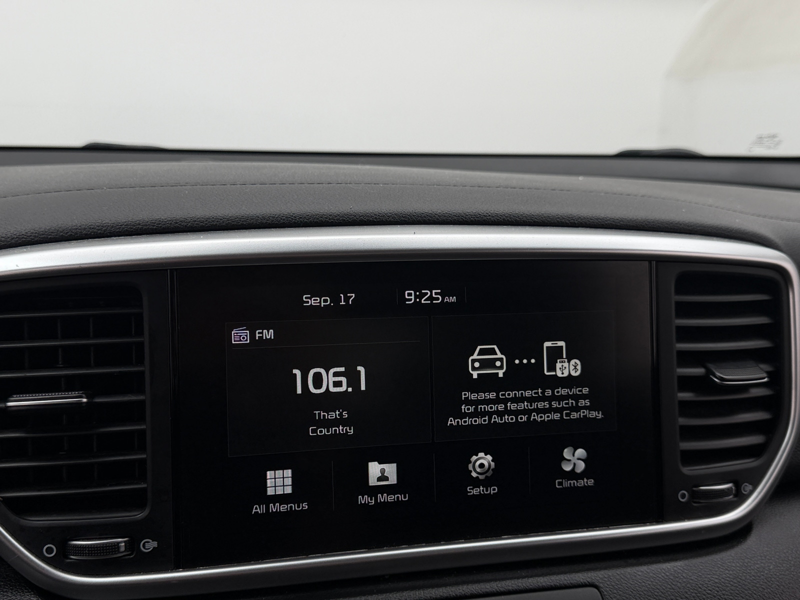Thumbnail: 2021 Kia Sportage - 4