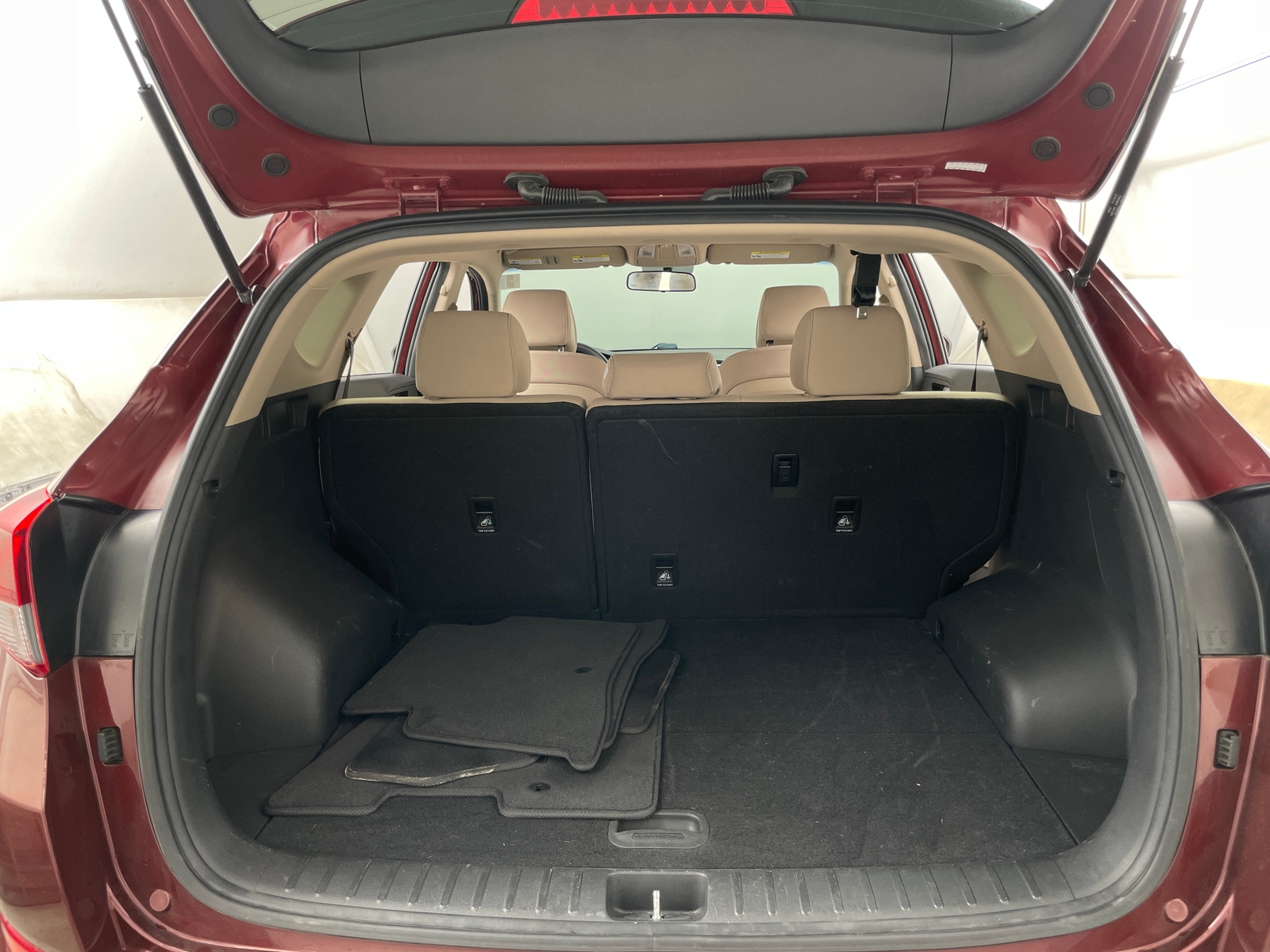Thumbnail: 2016 Hyundai Tucson - 7