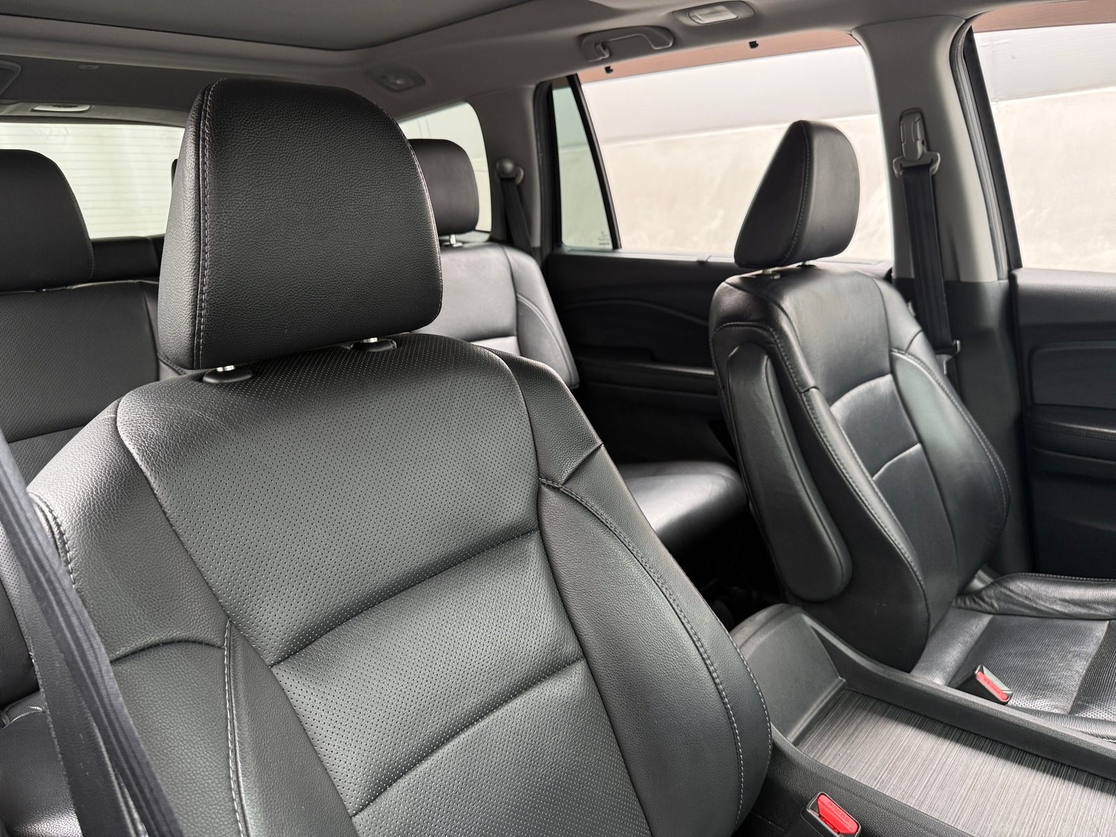 Thumbnail: 2017 Honda Pilot - 2