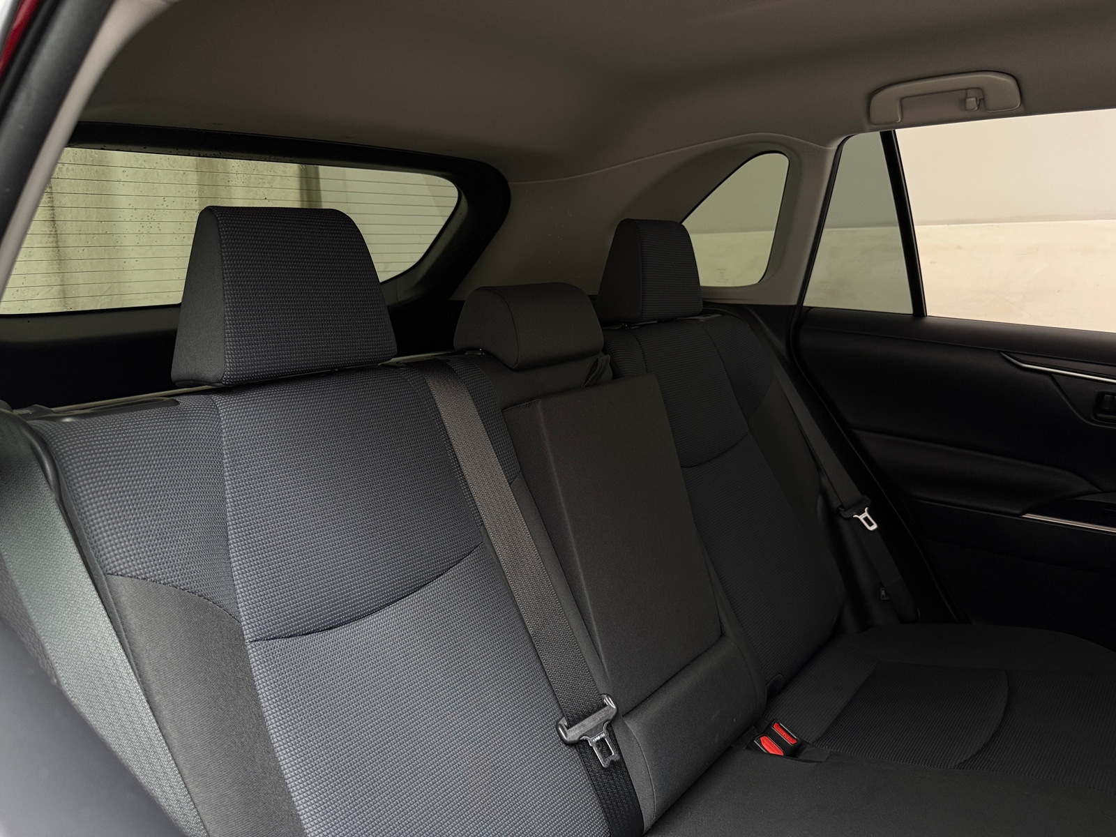 Thumbnail: 2020 Toyota RAV4 - 6