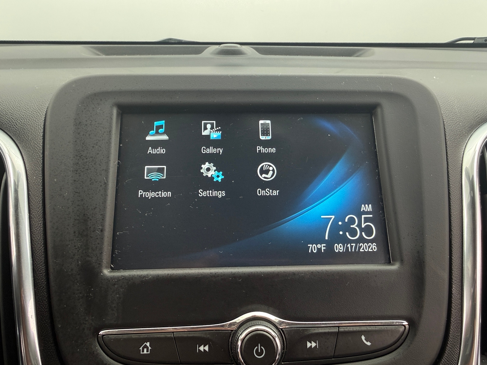 Thumbnail: 2018 Chevrolet Equinox - 4