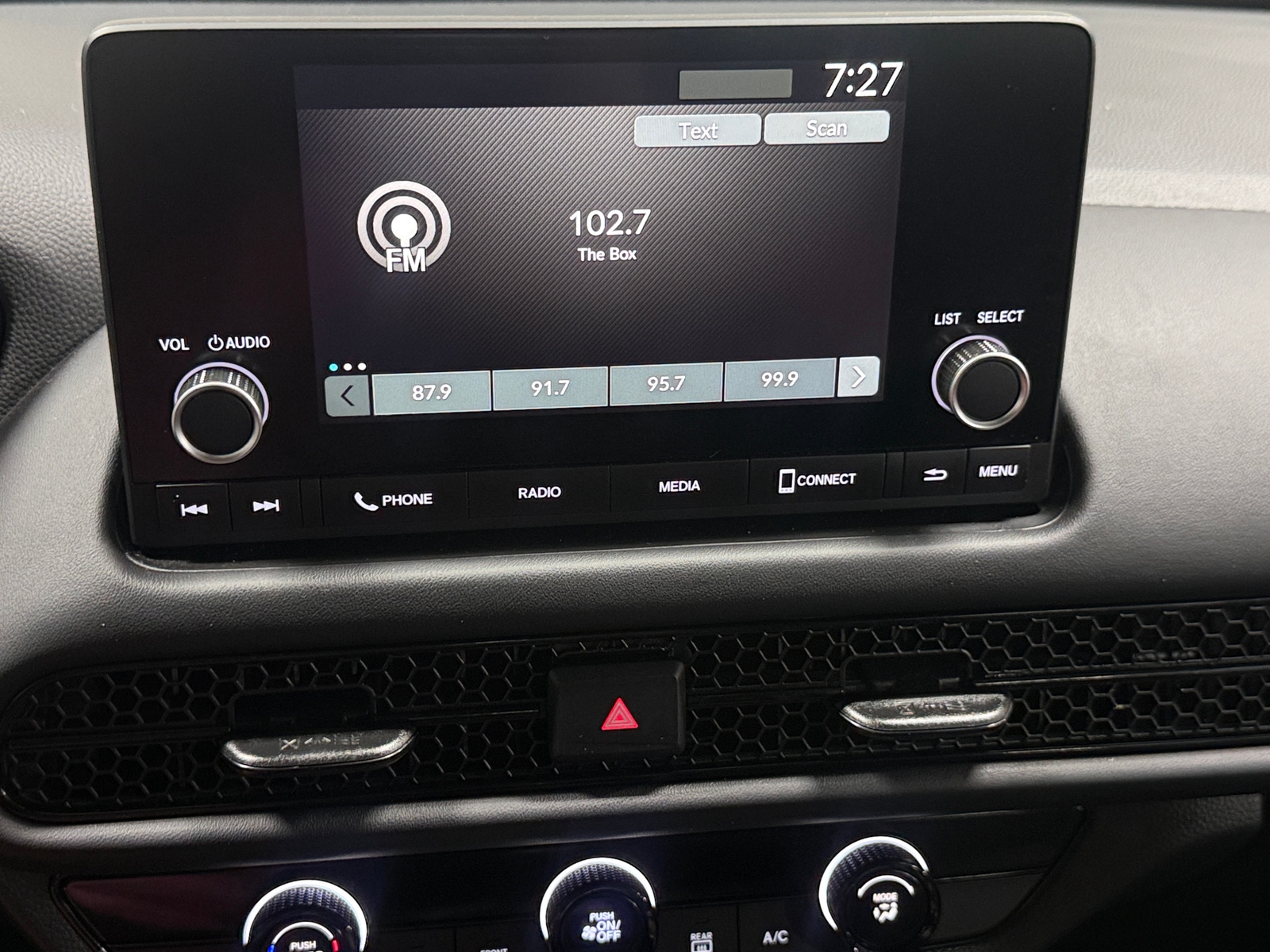 Thumbnail: 2025 Honda HR-V - 4