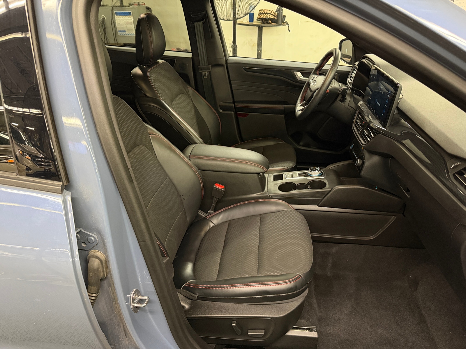 Thumbnail: 2023 Ford Escape - 2