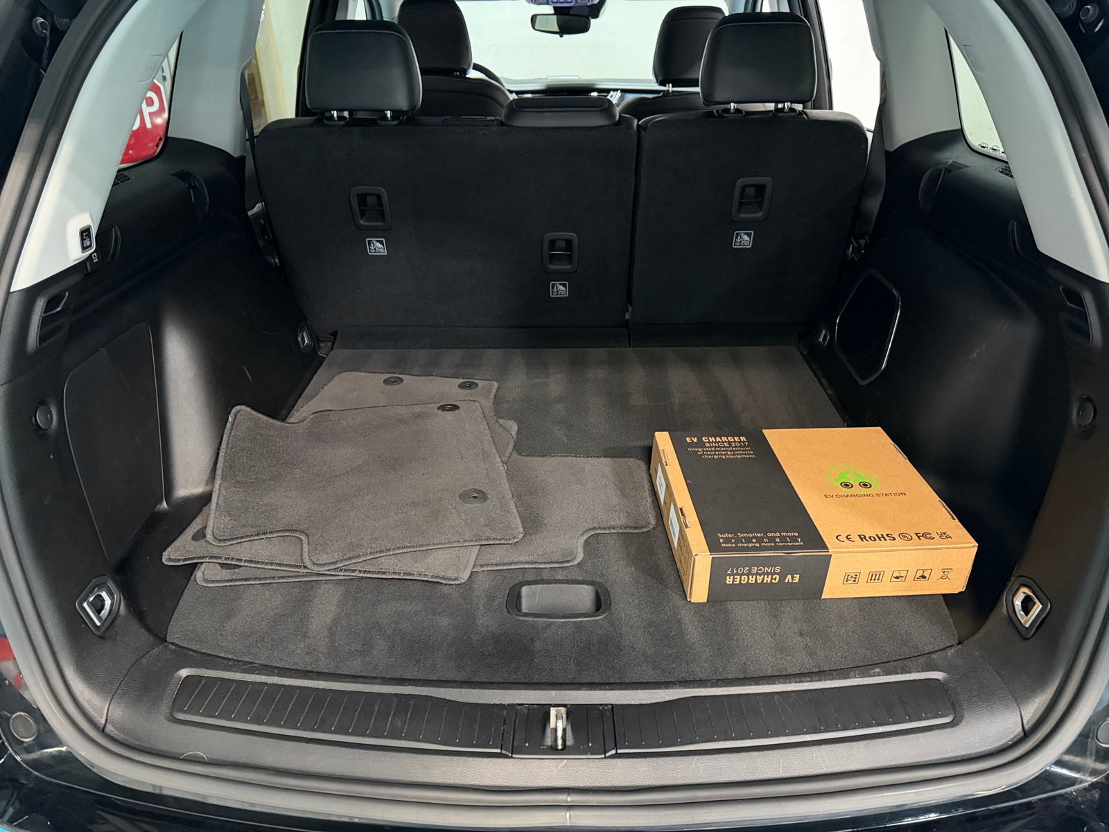 Thumbnail: 2023 Jeep Grand Cherokee - 6