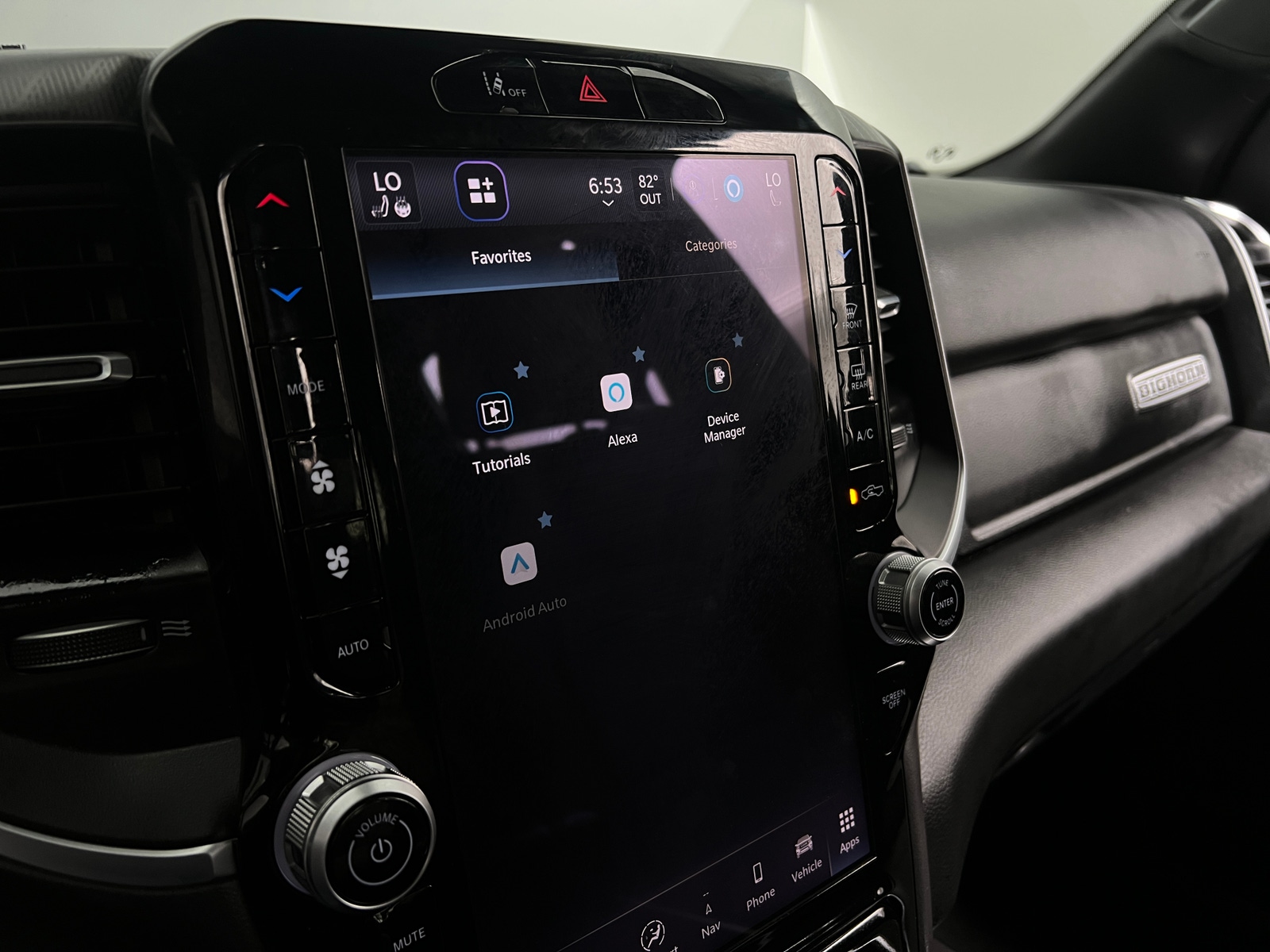 Thumbnail: 2025 RAM 1500 - 4
