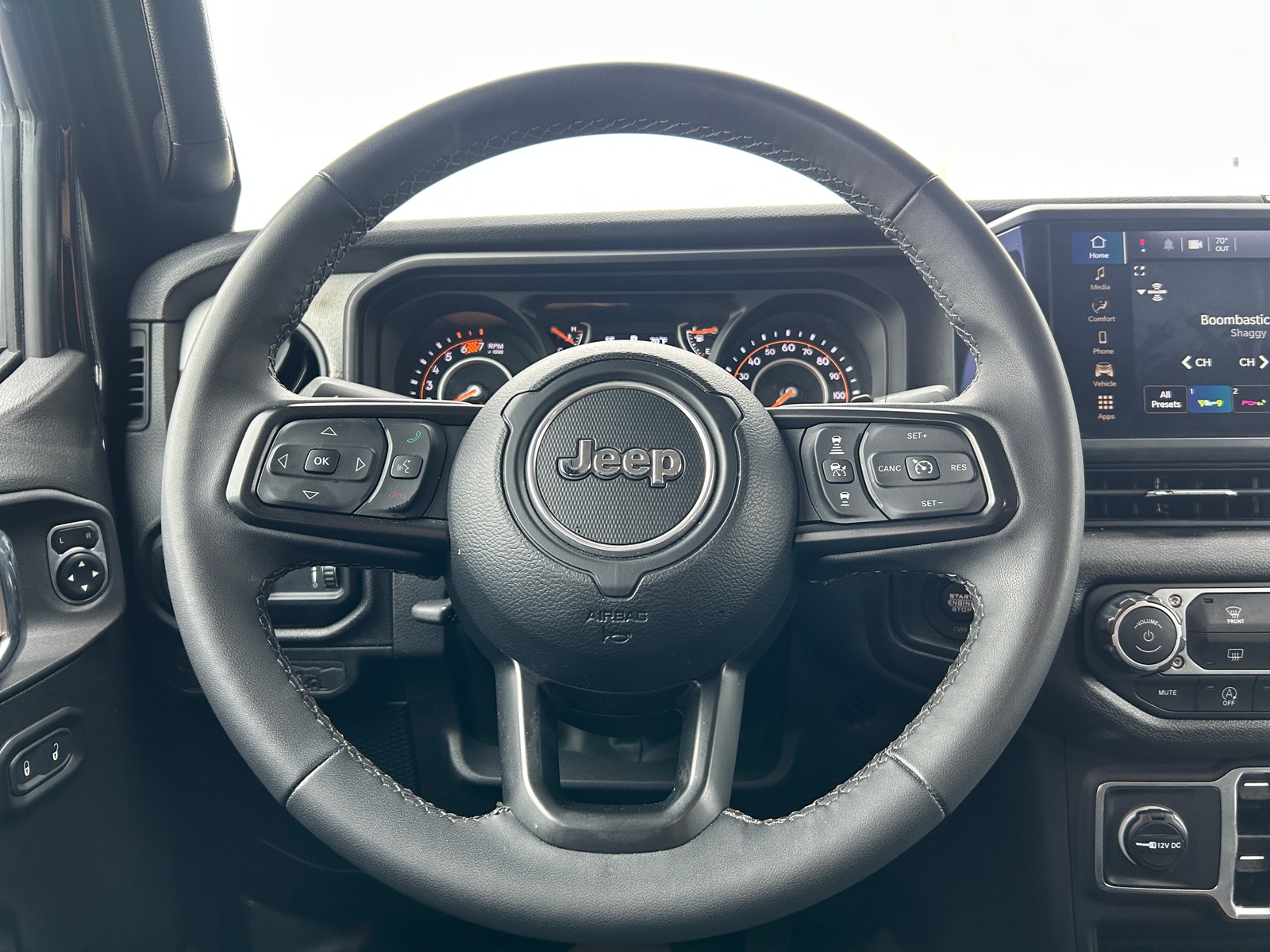 Thumbnail: 2025 Jeep Wrangler - 5