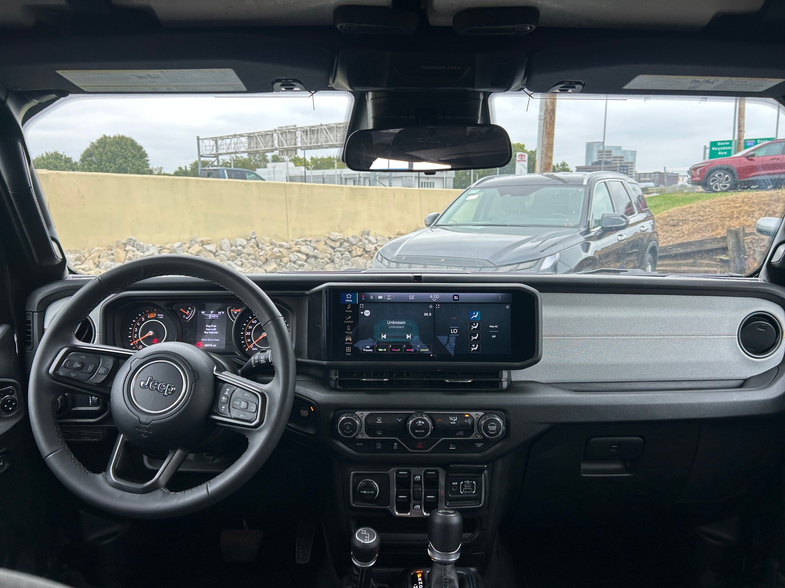 Thumbnail: 2025 Jeep Wrangler - 3