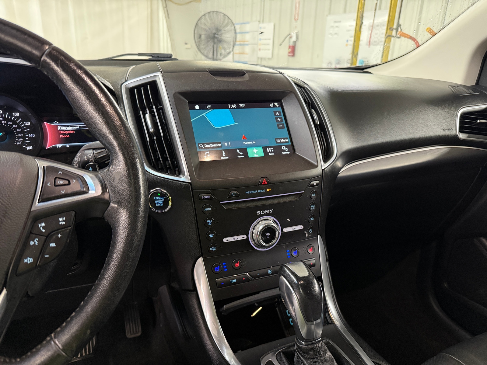 Thumbnail: 2017 Ford Edge - 3