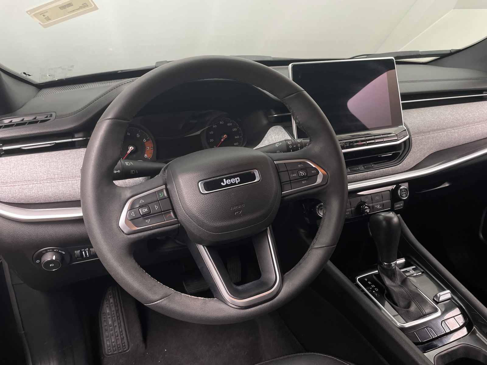 Thumbnail: 2023 Jeep Compass - 4