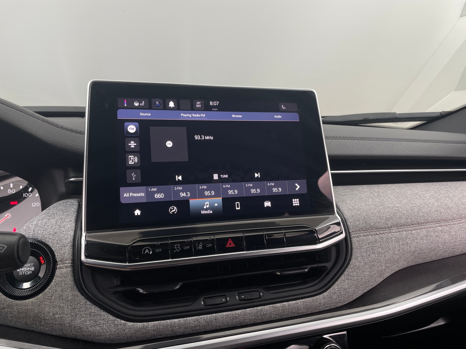 Thumbnail: 2023 Jeep Compass - 3