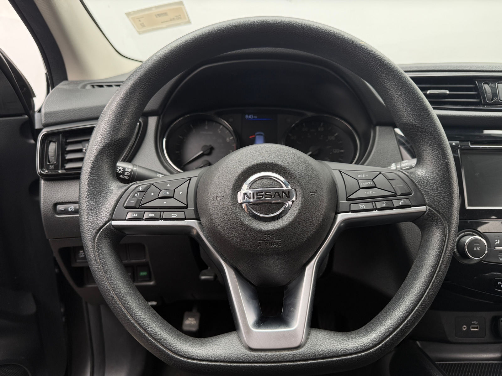 Thumbnail: 2022 Nissan Rogue Sport - 5