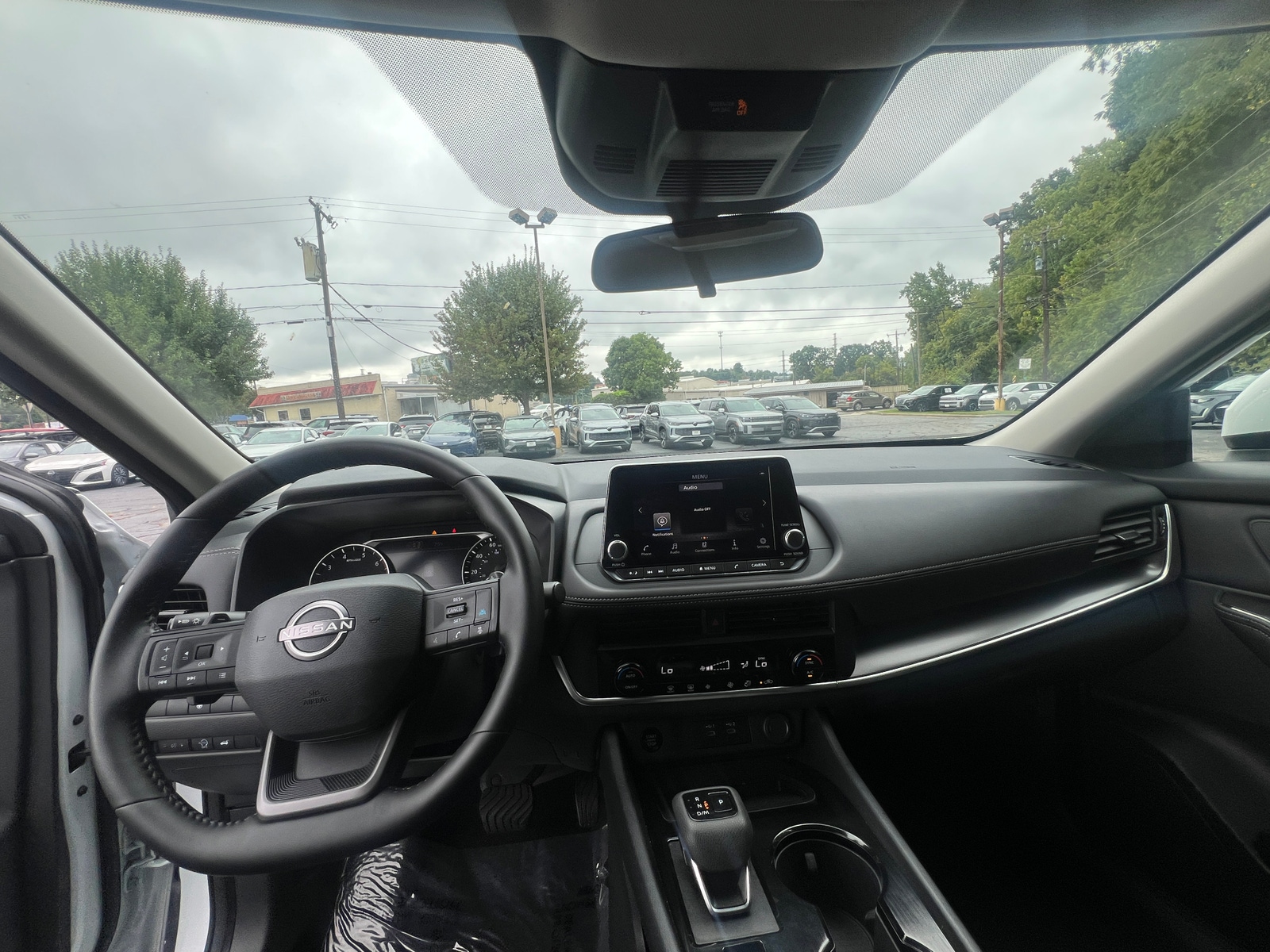 Thumbnail: 2026 Nissan Rogue - 3