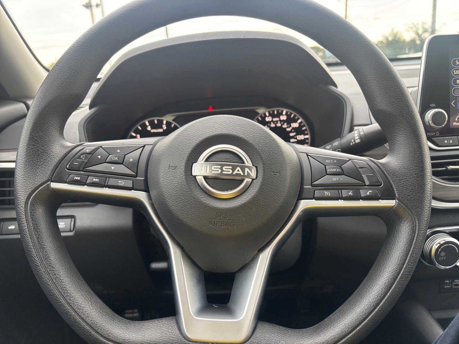 Thumbnail: 2025 Nissan Altima - 5
