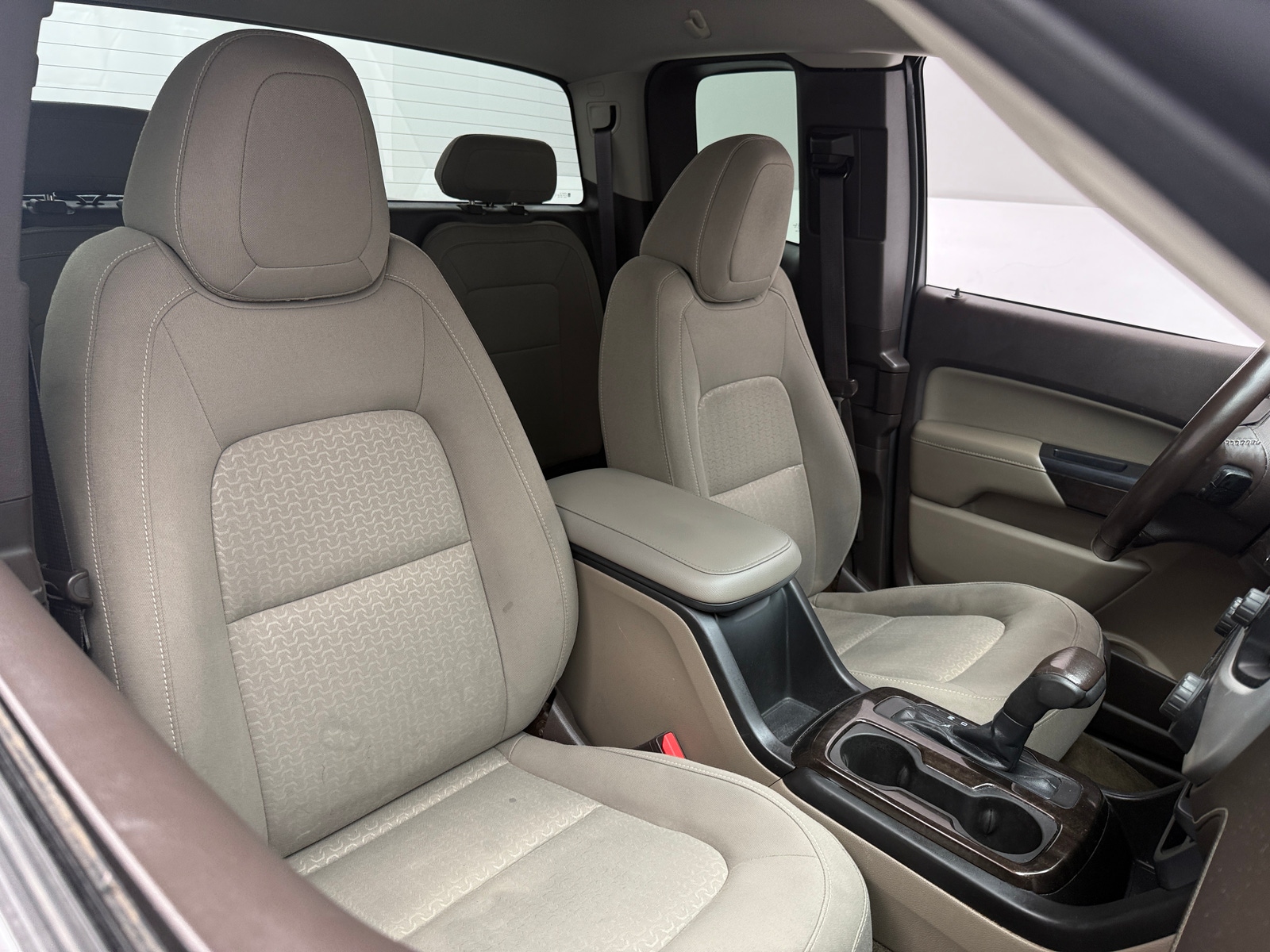 Thumbnail: 2015 GMC Canyon - 2