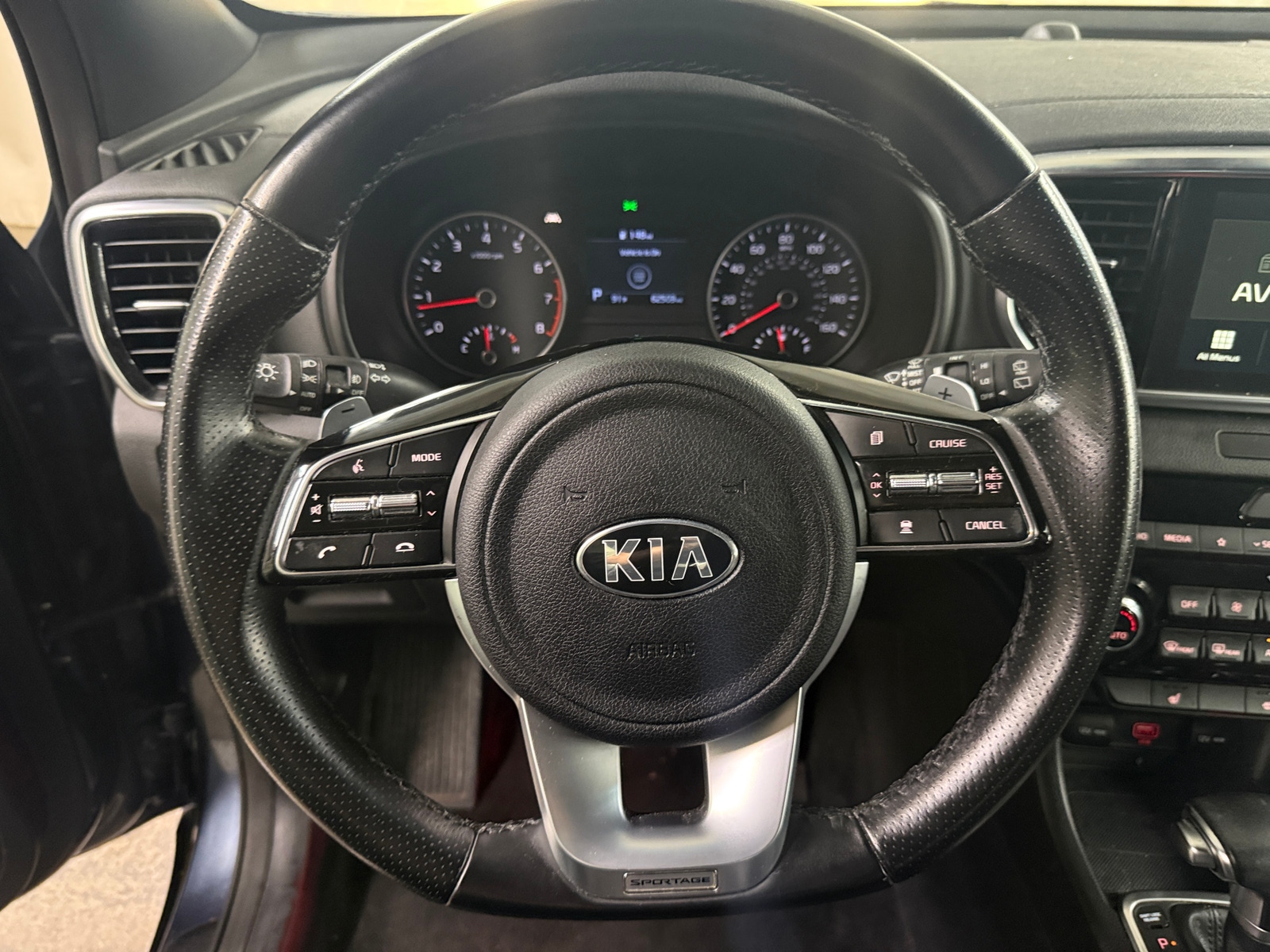 Thumbnail: 2022 Kia Sportage - 4