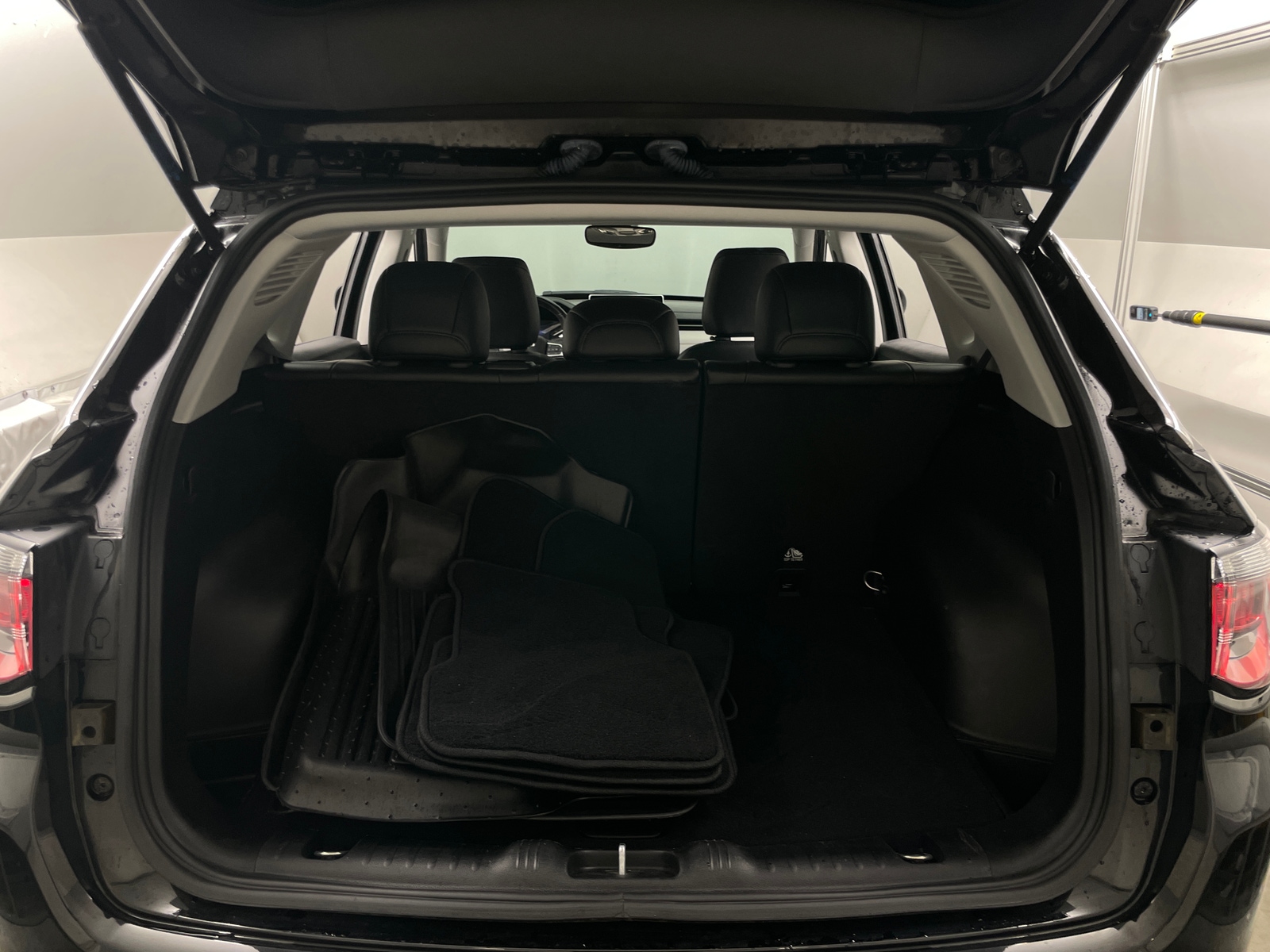 Thumbnail: 2022 Jeep Compass - 6