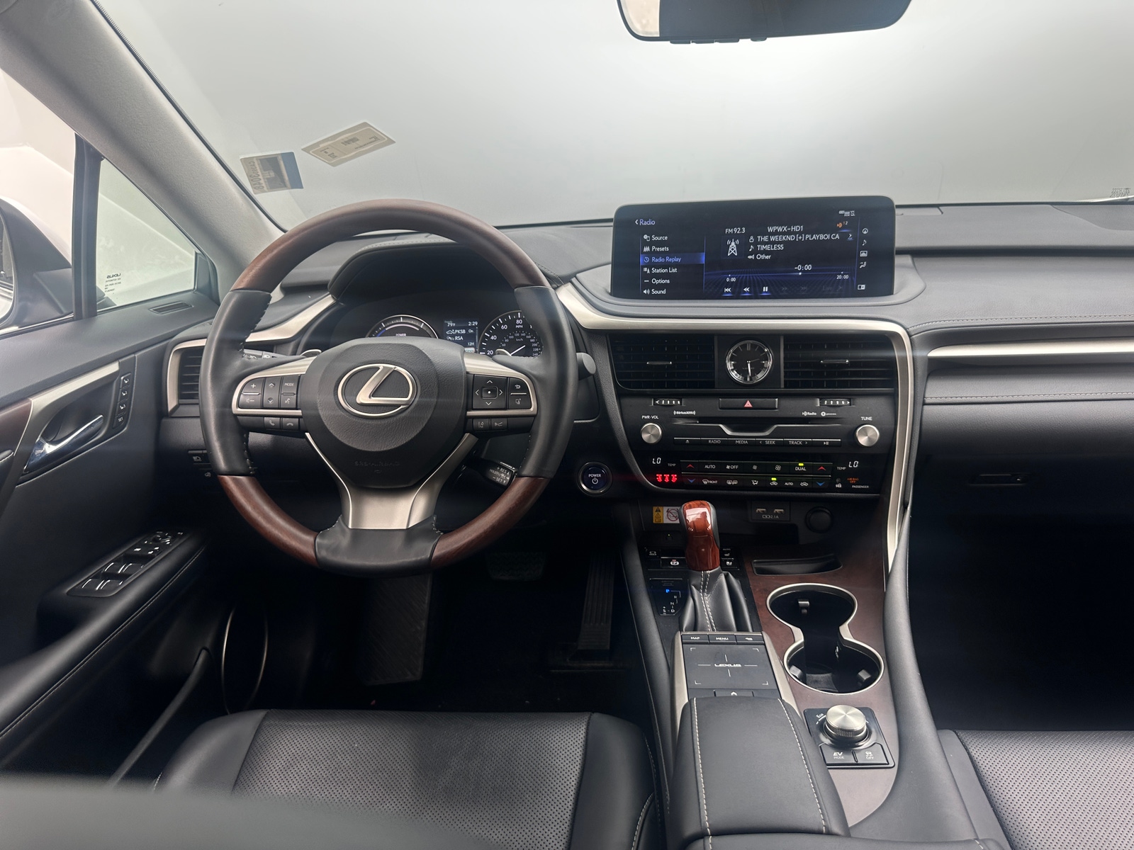 Thumbnail: 2022 Lexus RX - 4