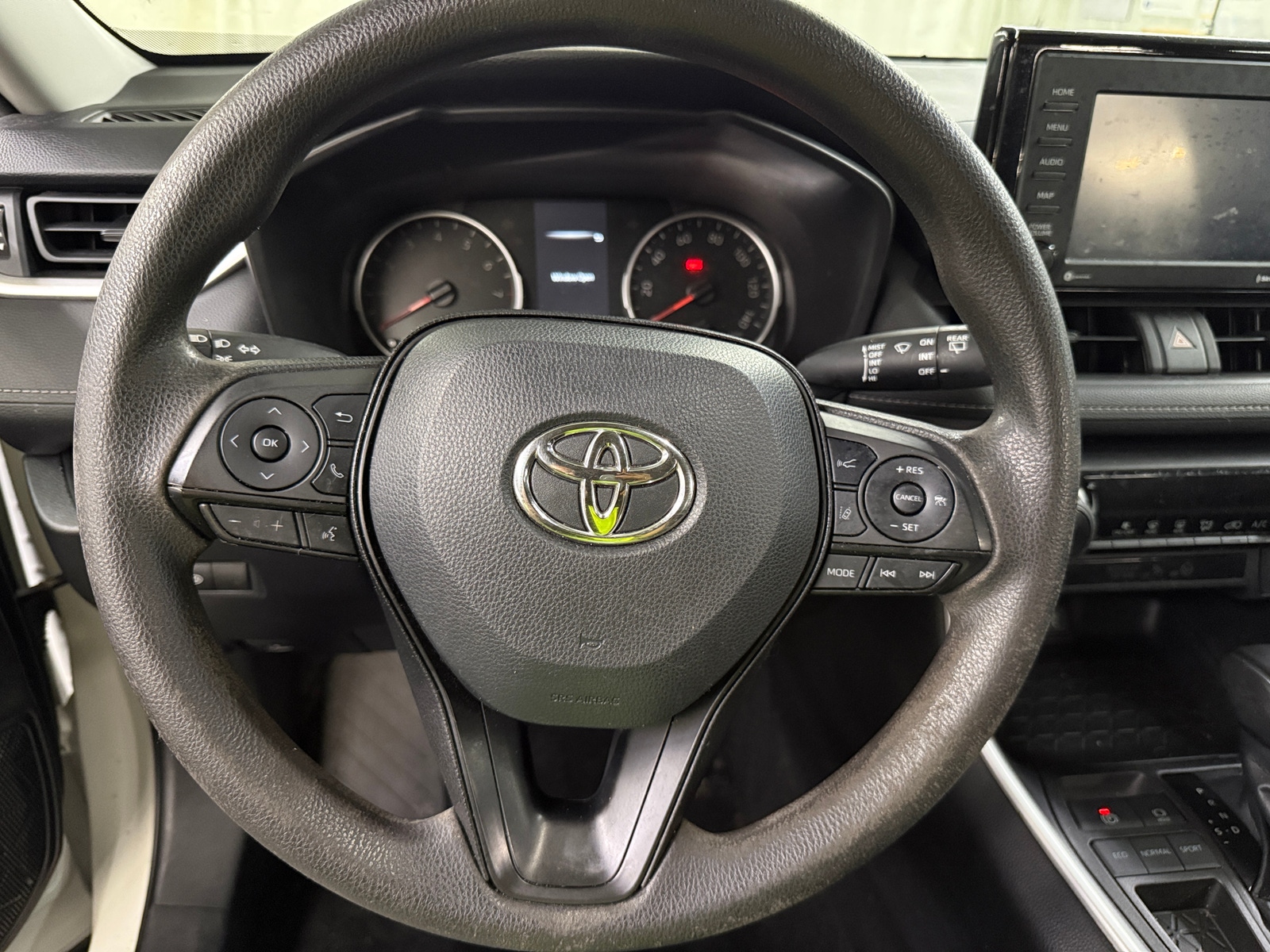 Thumbnail: 2022 Toyota RAV4 - 5
