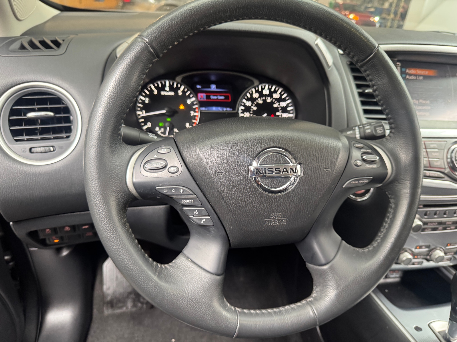 Thumbnail: 2018 Nissan Pathfinder - 4
